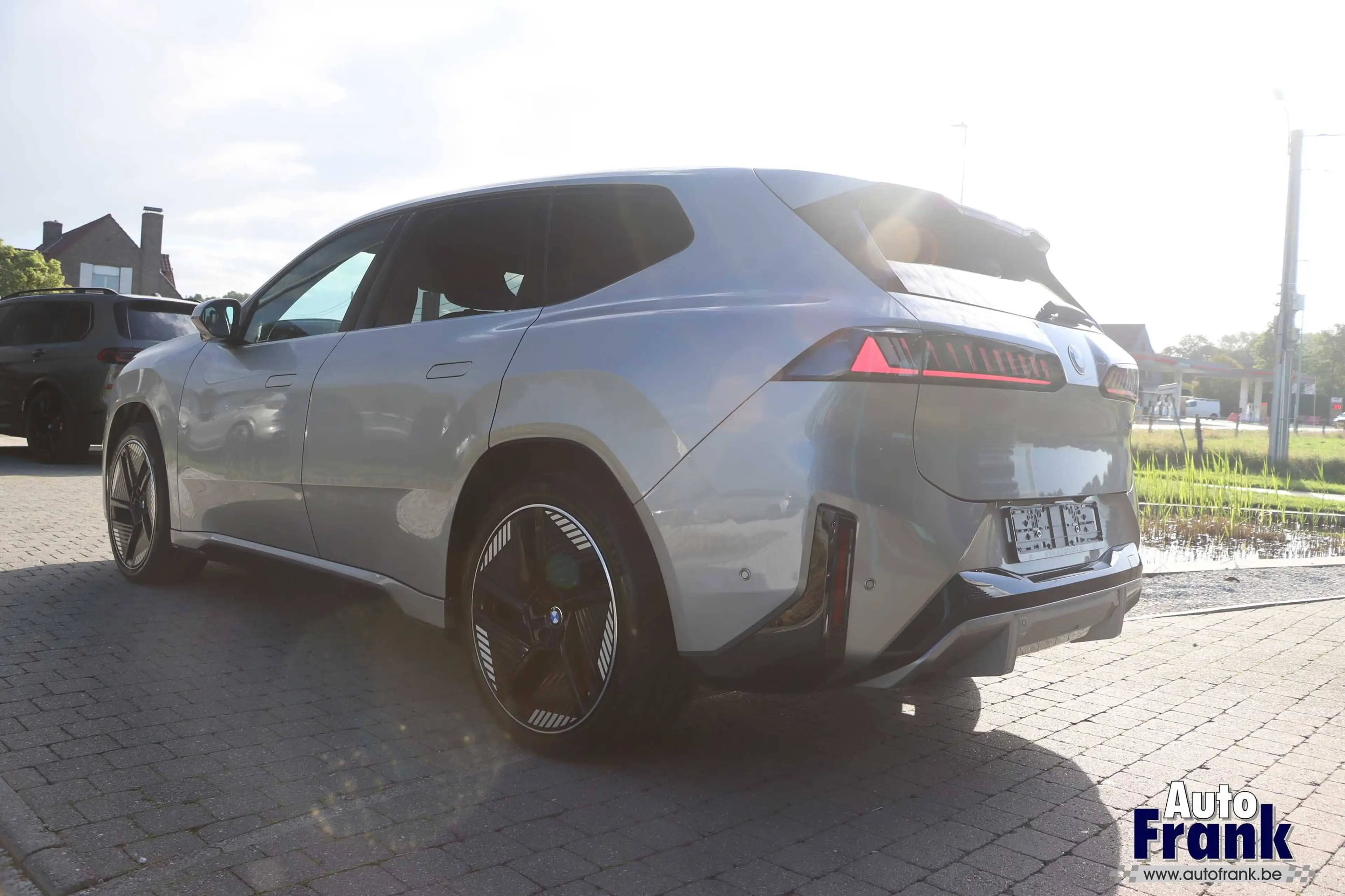 BMW iX3 50 / 4X4 / M-SPORT / TREKHK / 3D HUD / 360CAM / MEMORY / H&K — photo 5