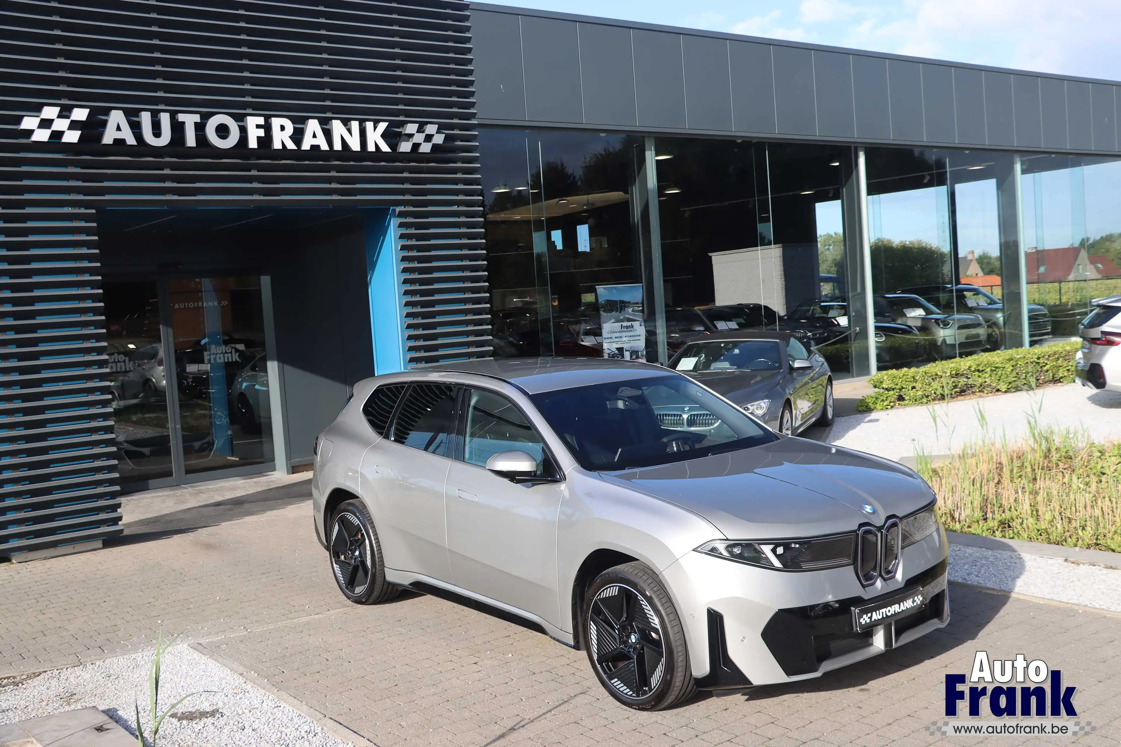 BMW iX3 50 / 4X4 / M-SPORT / TREKHK / 3D HUD / 360CAM / MEMORY / H&K — photo 9