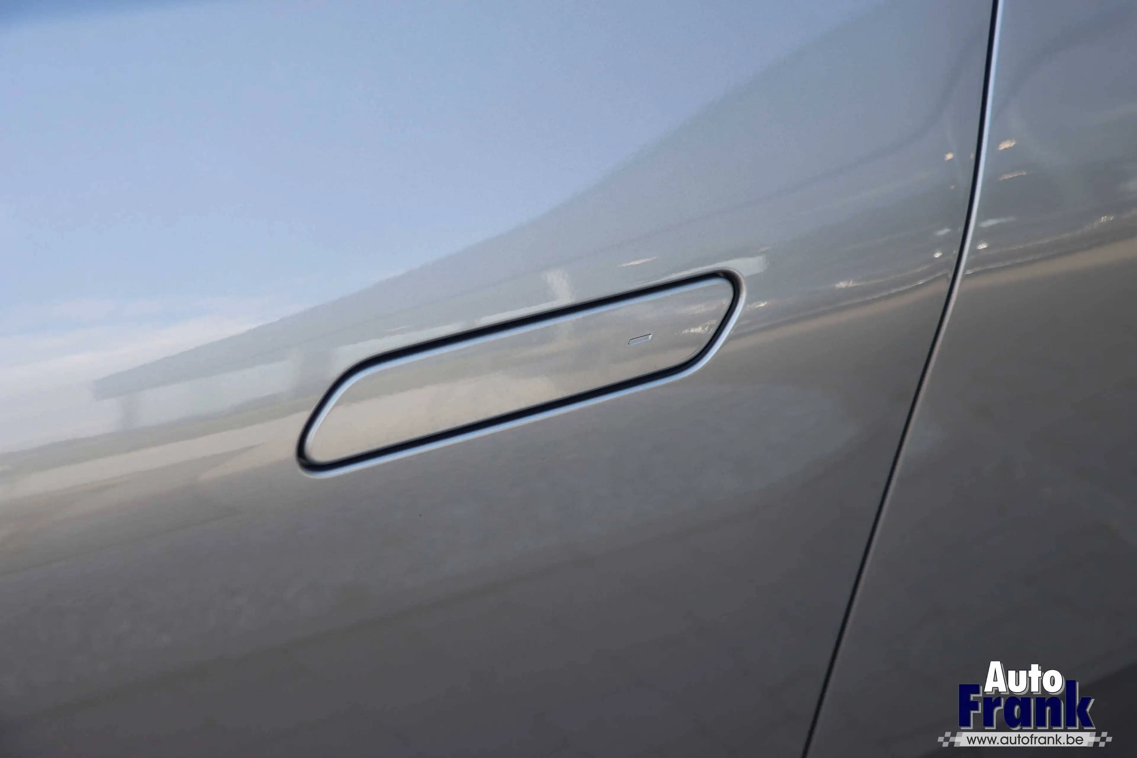 BMW iX3 50 / 4X4 / M-SPORT / TREKHK / 3D HUD / 360CAM / MEMORY / H&K — photo 13