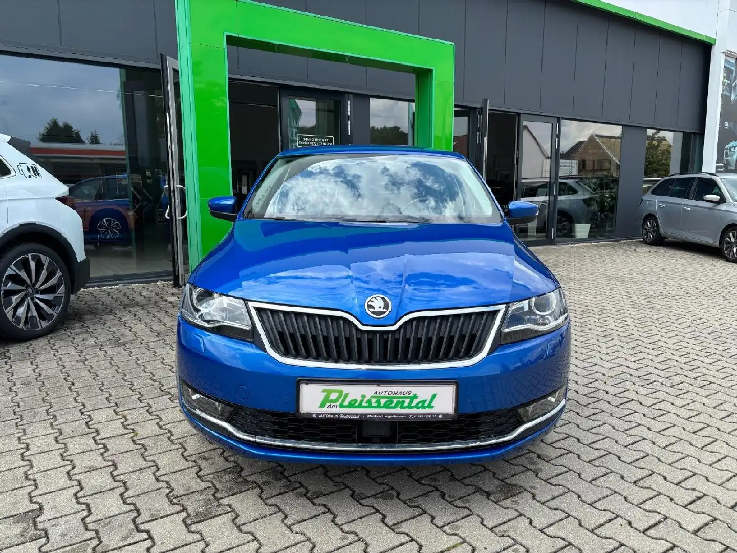 Skoda Rapid/Spaceback Clever 81 kW *NAVI*PDC*SHZ*AHK Blau - 2