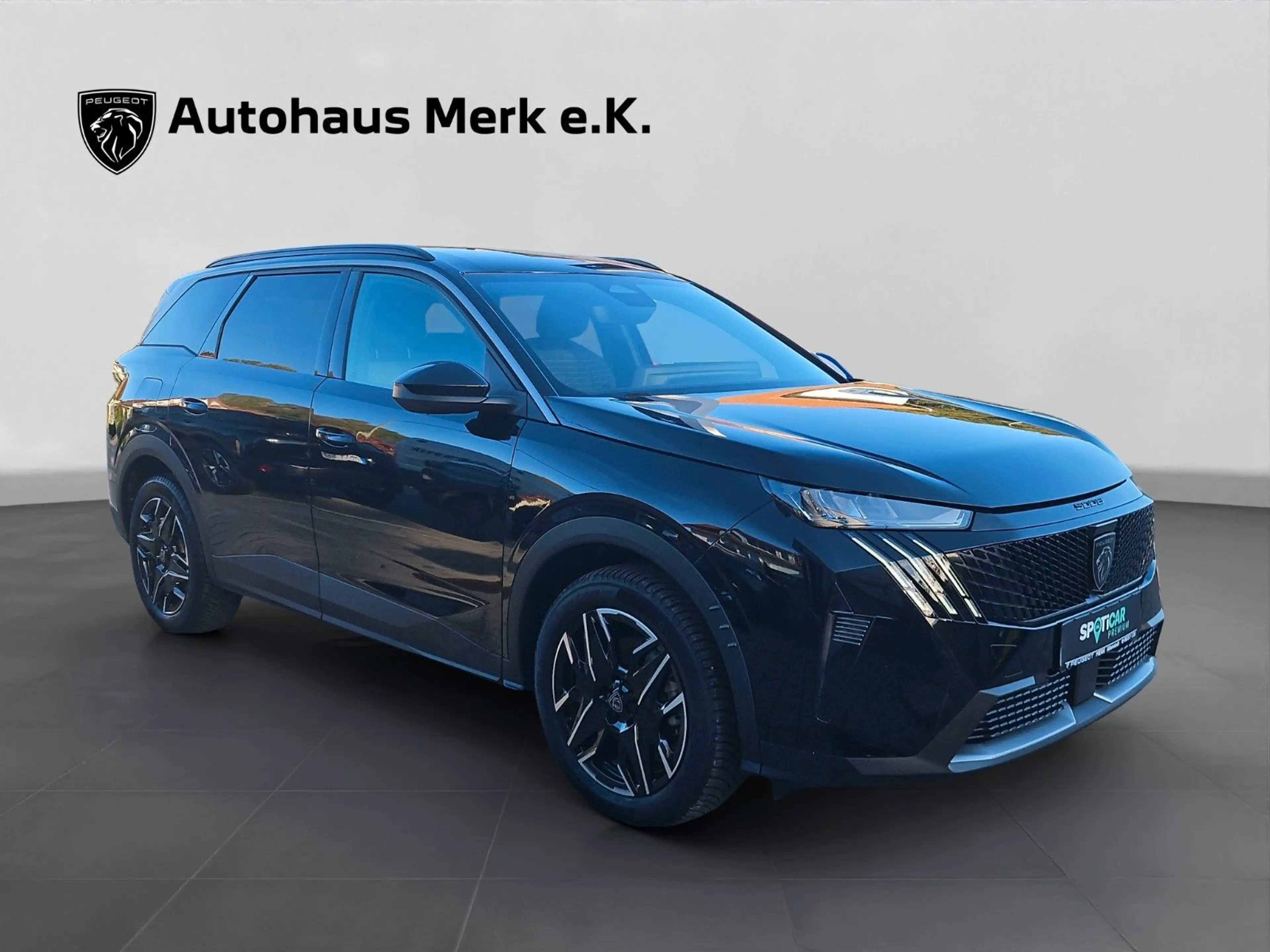 Peugeot 5008 Hybrid 145 Allure — photo 6