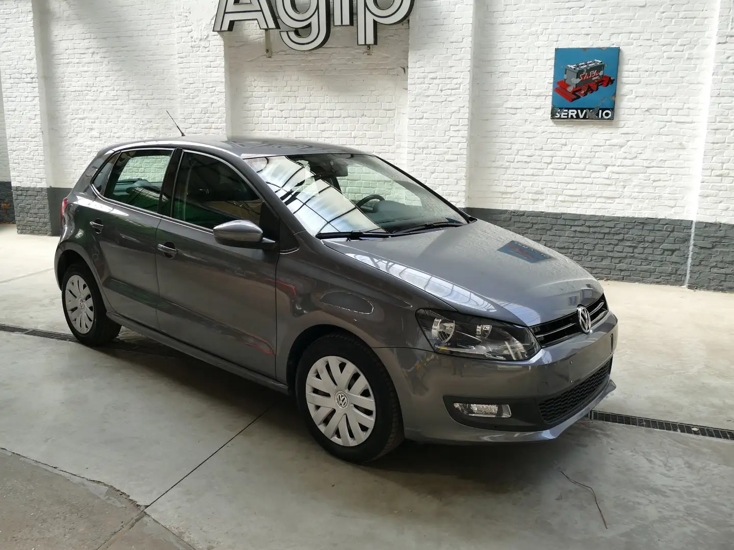 Volkswagen Polo Polo 1.2 Comfortline, 1 jaar garantie Grijs - 2