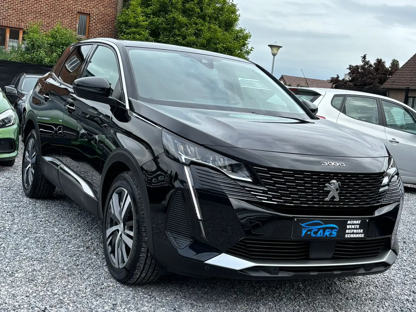 Peugeot 3008 1.5 BlueHDi //NEW MODEL// Noir - 1