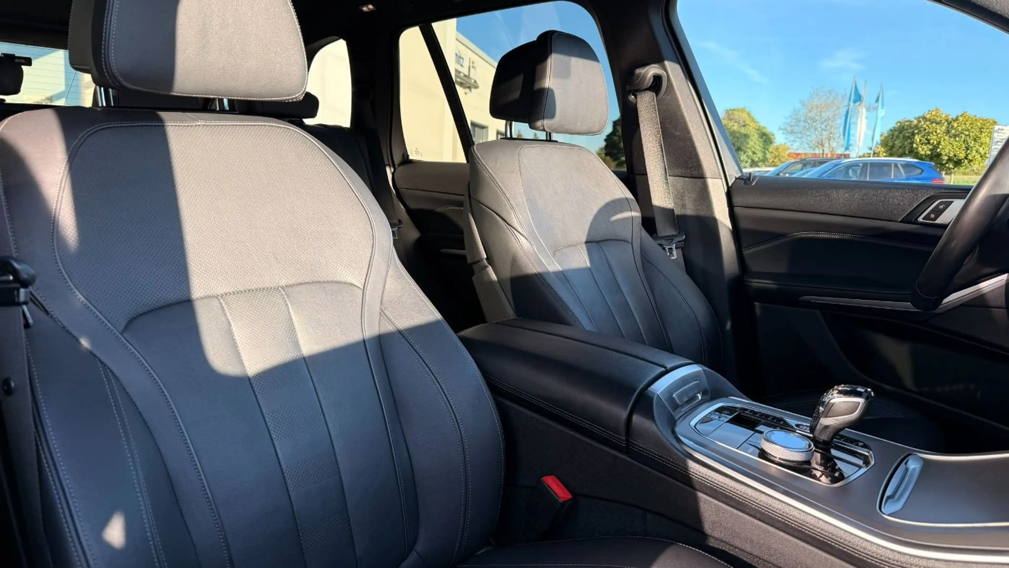 BMW X5 xDrive30d///SPORT/HUD/PANO/STANDH/H&K/SOFTCL. — photo 12