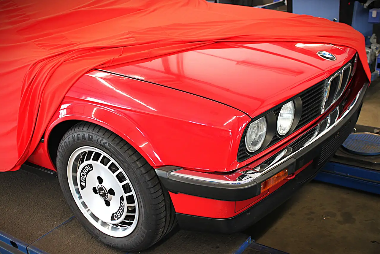 BMW 320