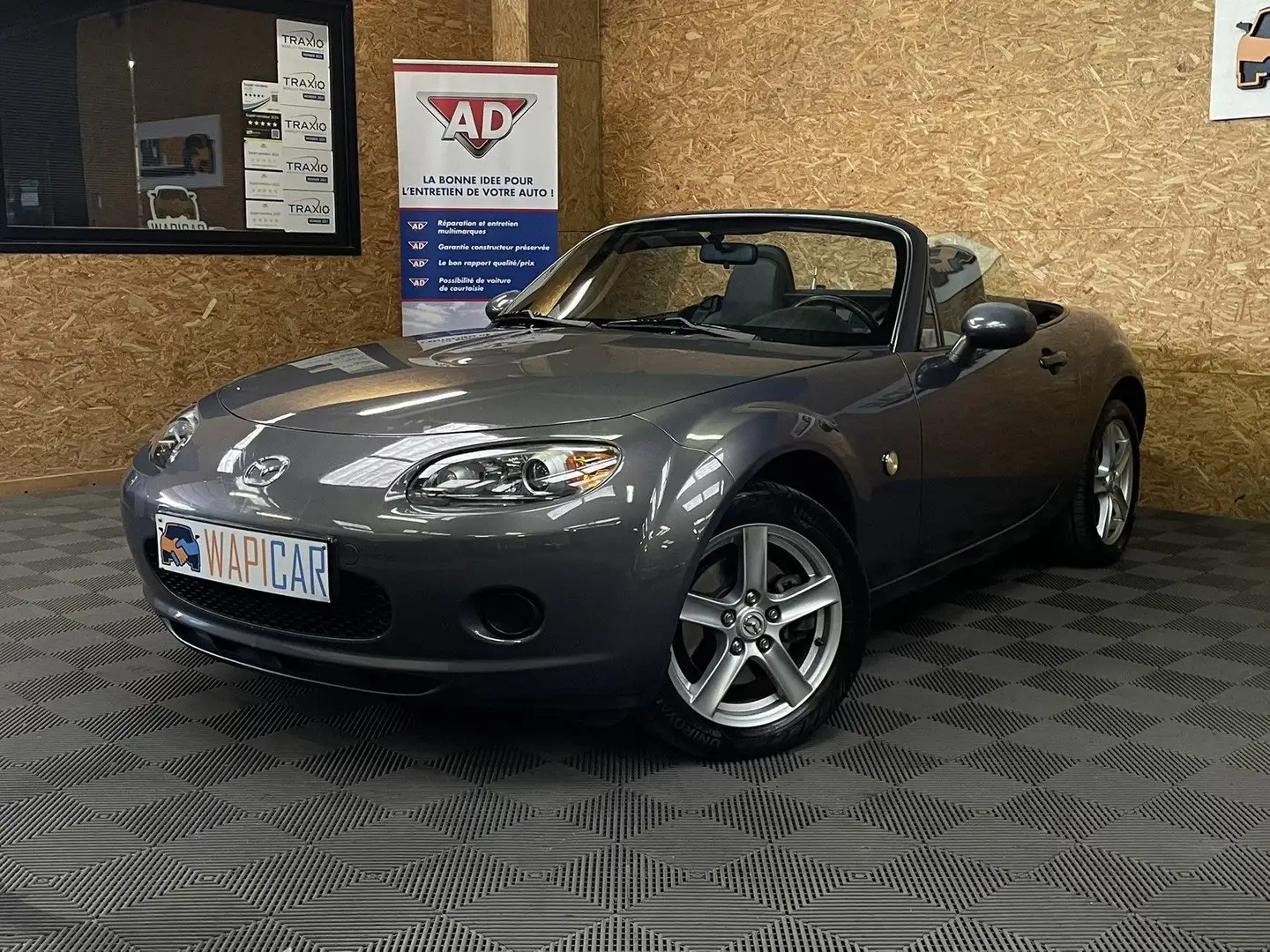 Mazda MX-5 MX-5 Roadster Coupé 1.8i 16v Active Gri - 1