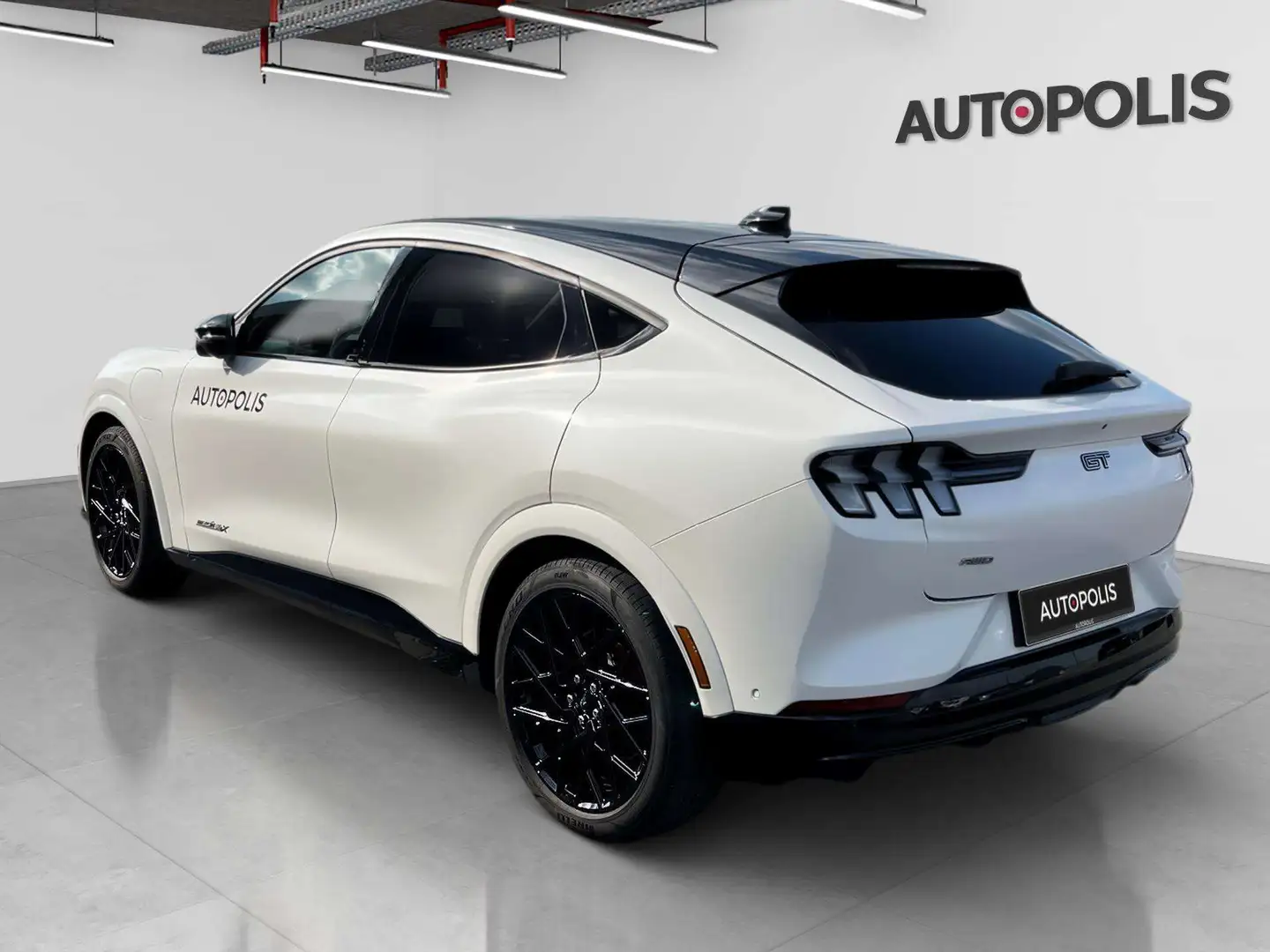 Ford Mustang Mach-E GT Blanc - 2