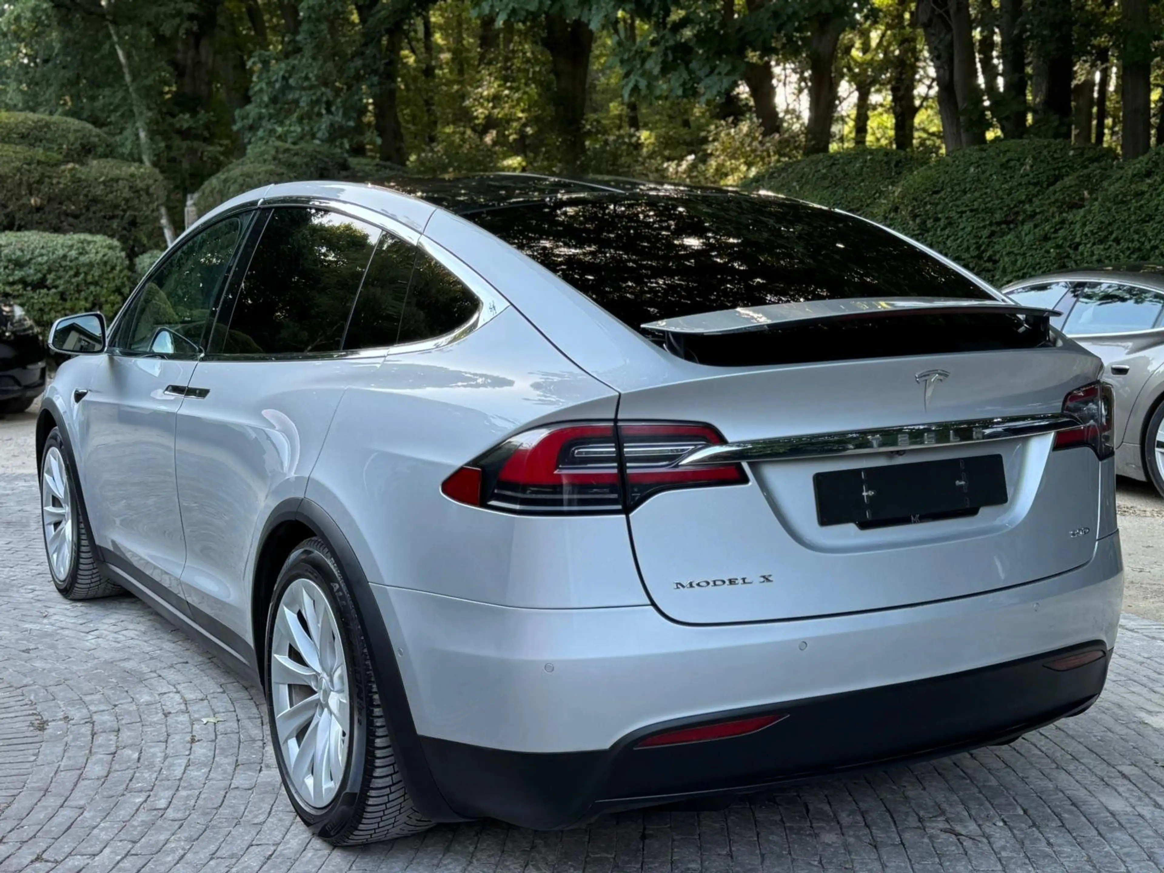 Tesla Model X 90D Dual motor/Autopilot/MCU2/Towhook/Ventilated — photo 7