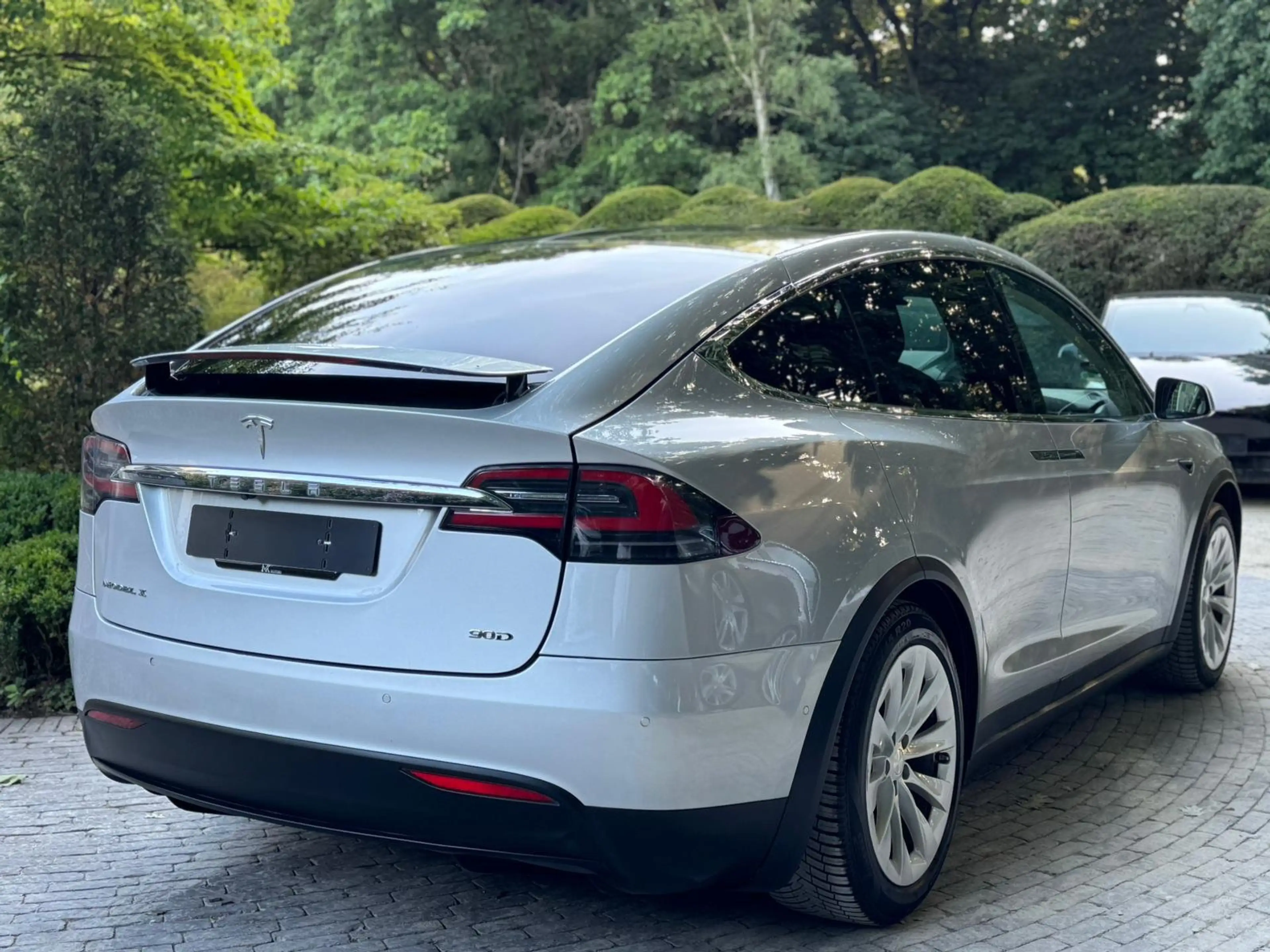 Tesla Model X 90D Dual motor/Autopilot/MCU2/Towhook/Ventilated — photo 10