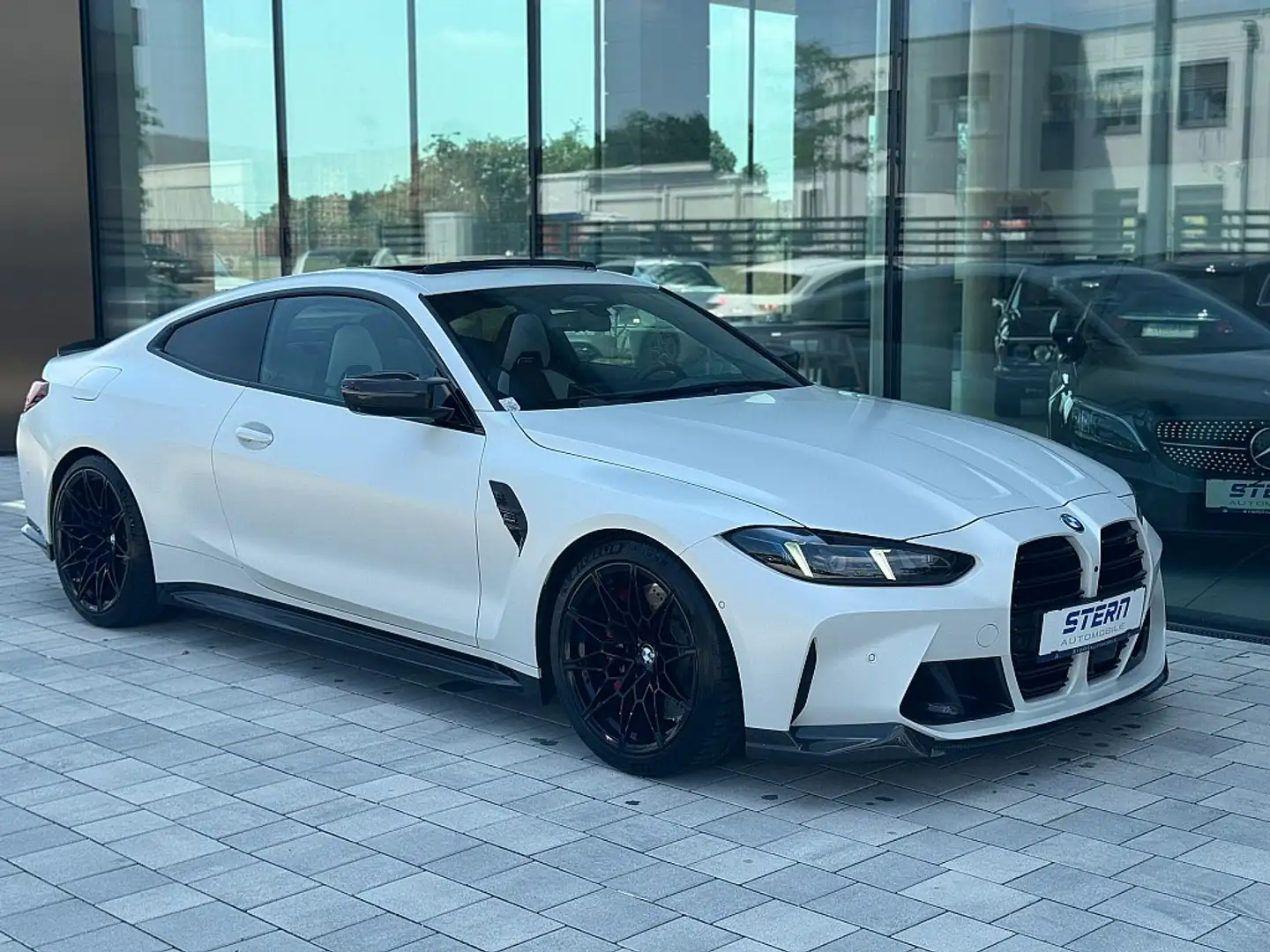 BMW M4 Competition M Coupe xDrive *AKRAPOVIC*KW EINGET... Weiß - 1
