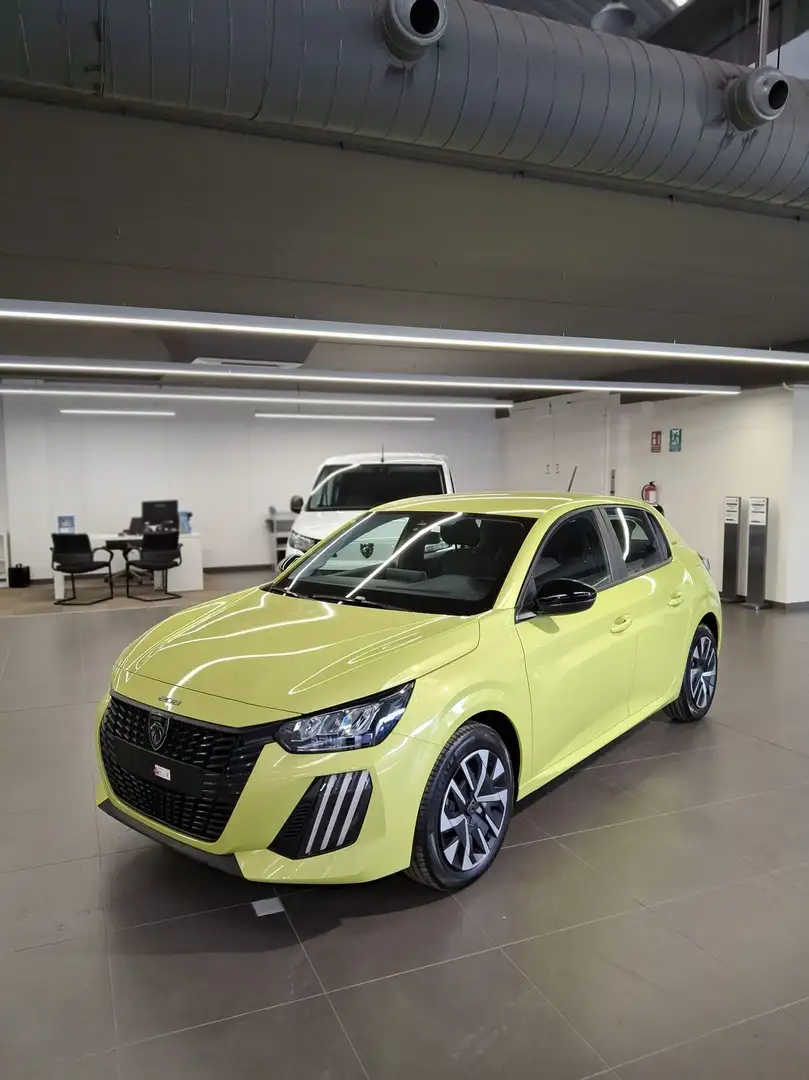 Peugeot 208 5P Style HYBRID 100 eDCS6 Jaune - 1