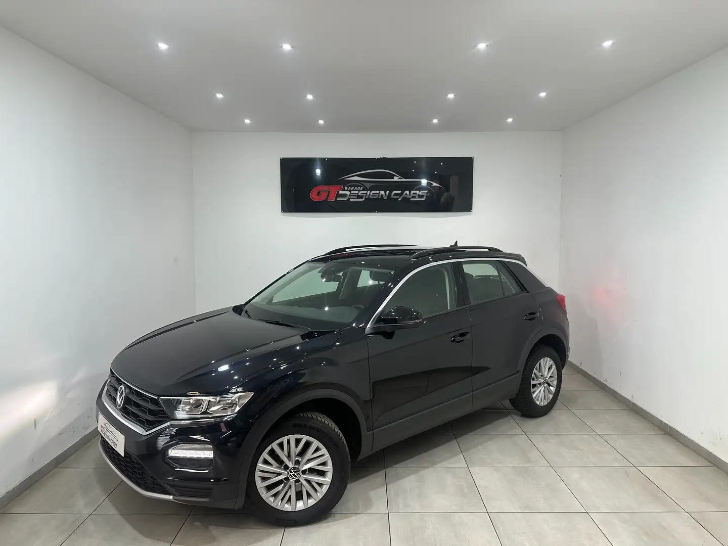 Volkswagen T-Roc 1.0 TSI Style *GARANTIE 12 MOIS*LED*CAMERA* Zwart - 2