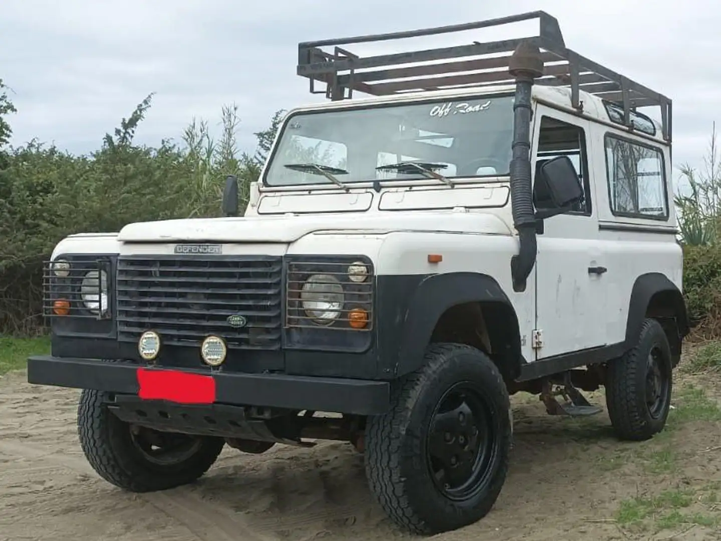Land Rover Defender Defender 90 2.5 tdi Hard top Білий - 2