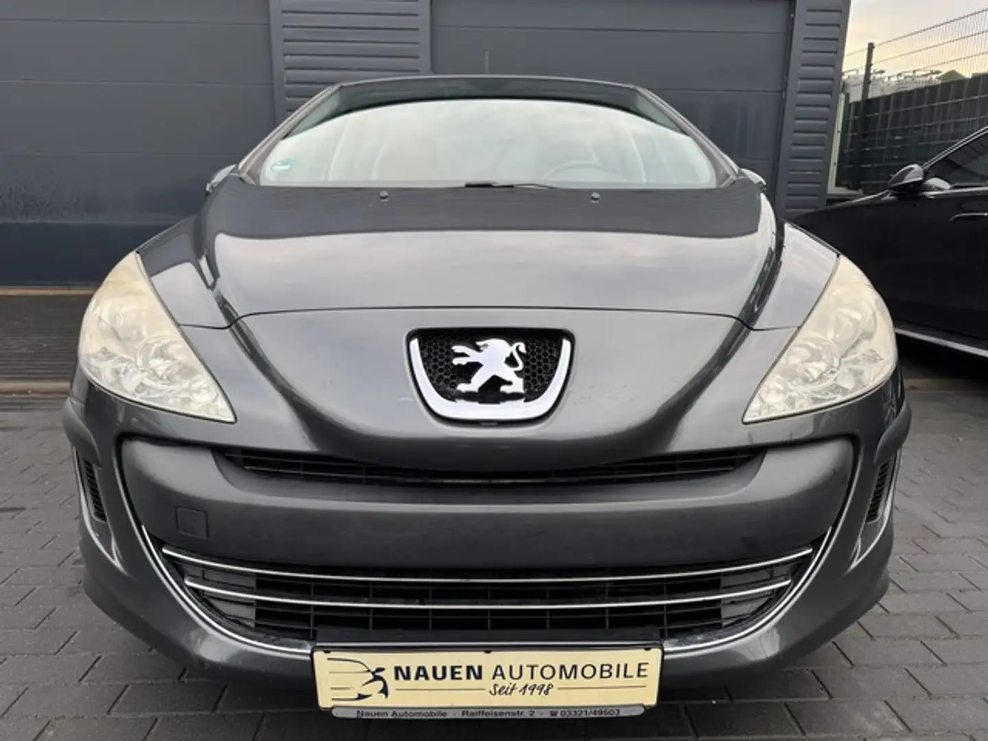 Peugeot 308 Tendance 1.6 Klimatronic+Tempomat+TÜV+ Gris - 2