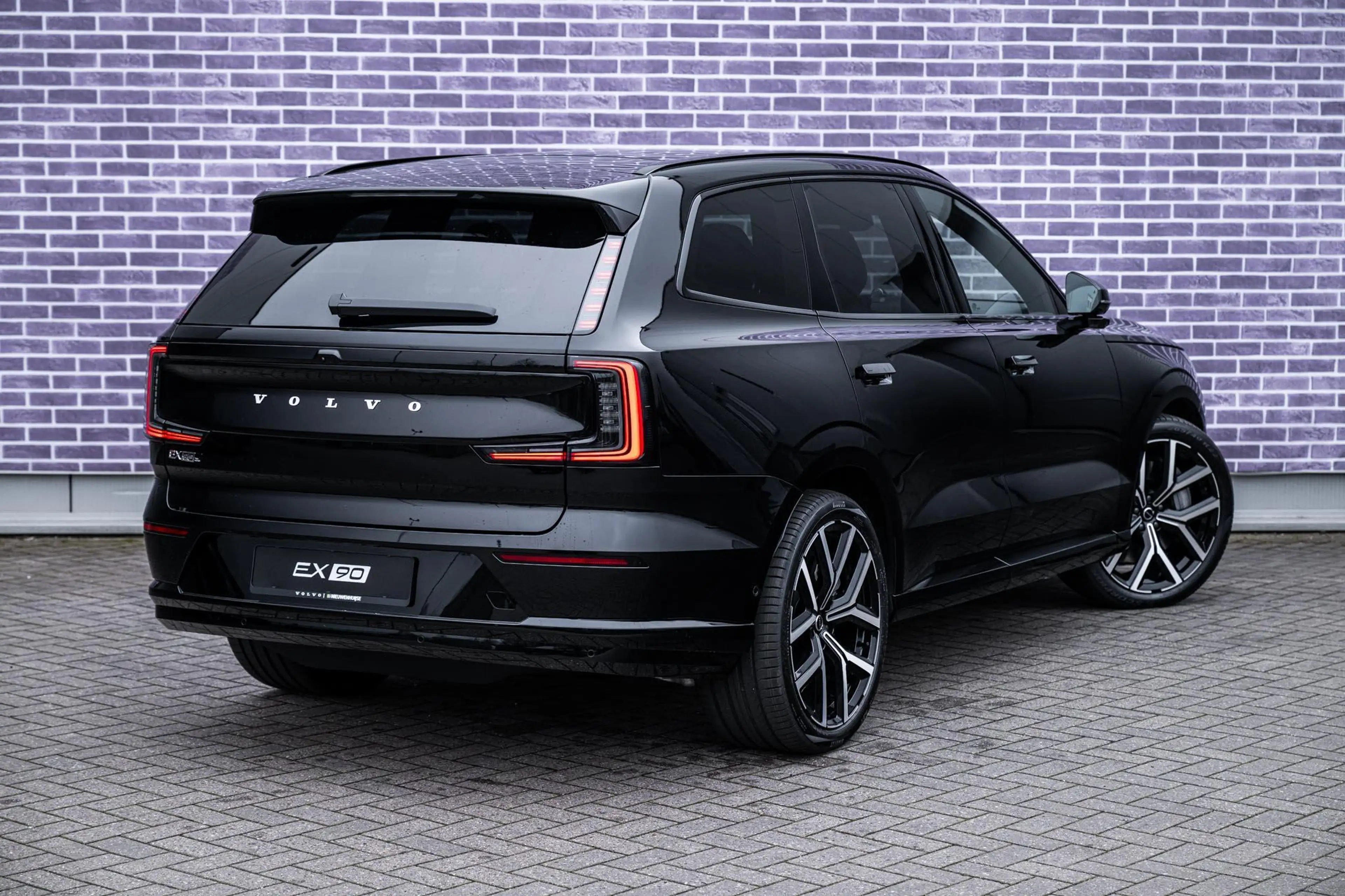 Volvo EX90 Twin Motor P. Ultra Executive Edition 7p. 106 kWh — photo 12