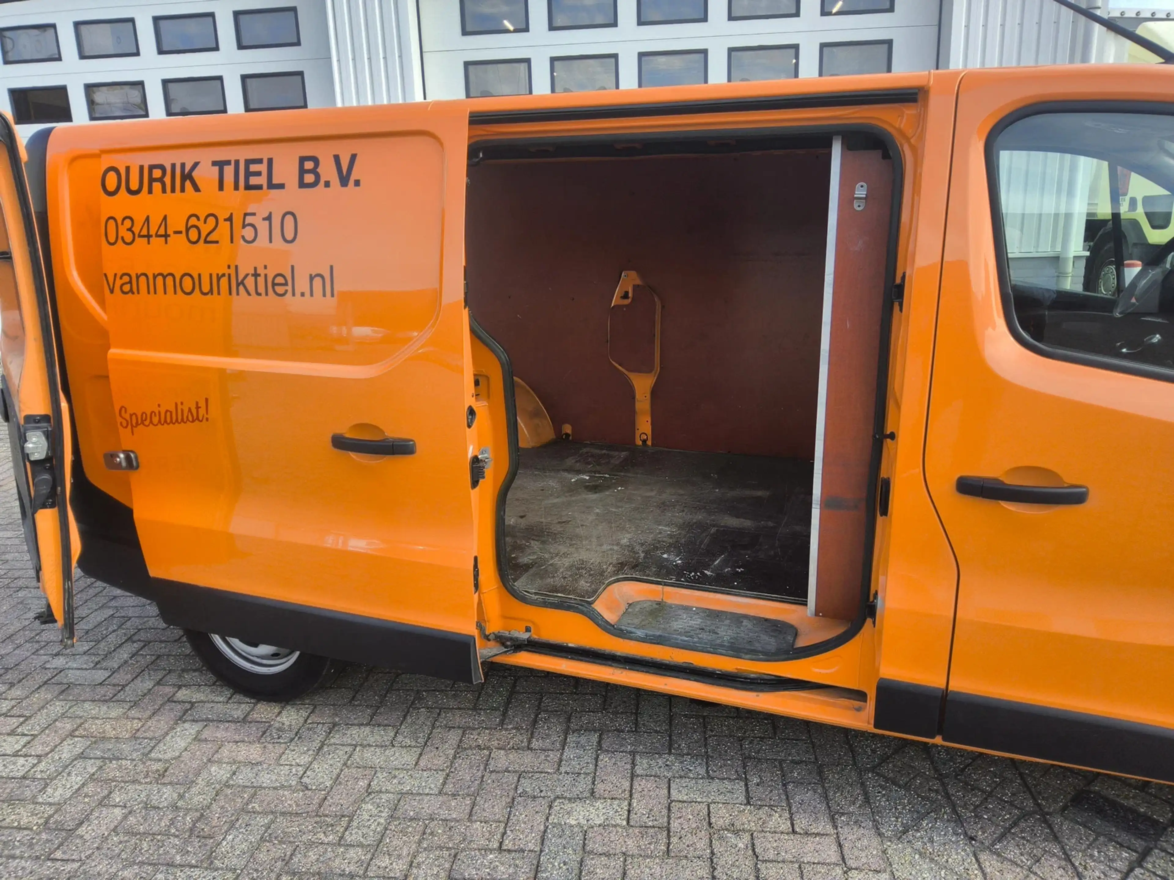 Renault Trafic 150 PK L2H1 - VTV-60-V - GESLOTEN - EURO 6 — photo 4