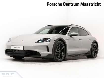 Porsche Taycan Cross Turismo 4