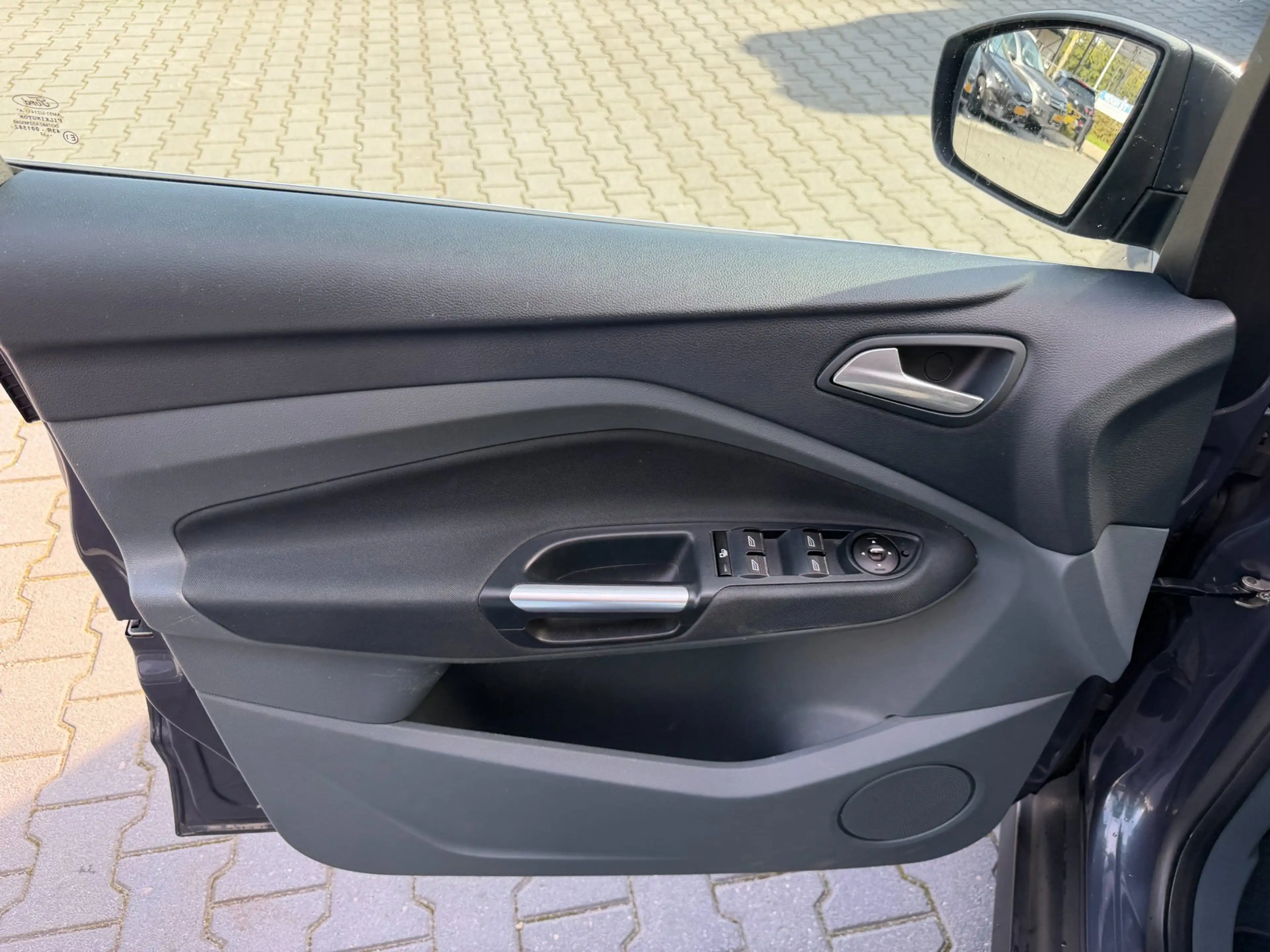 Ford C-Max 1.6 EcoBoost Titanium trekhaak 4 seizoenen banden — photo 12