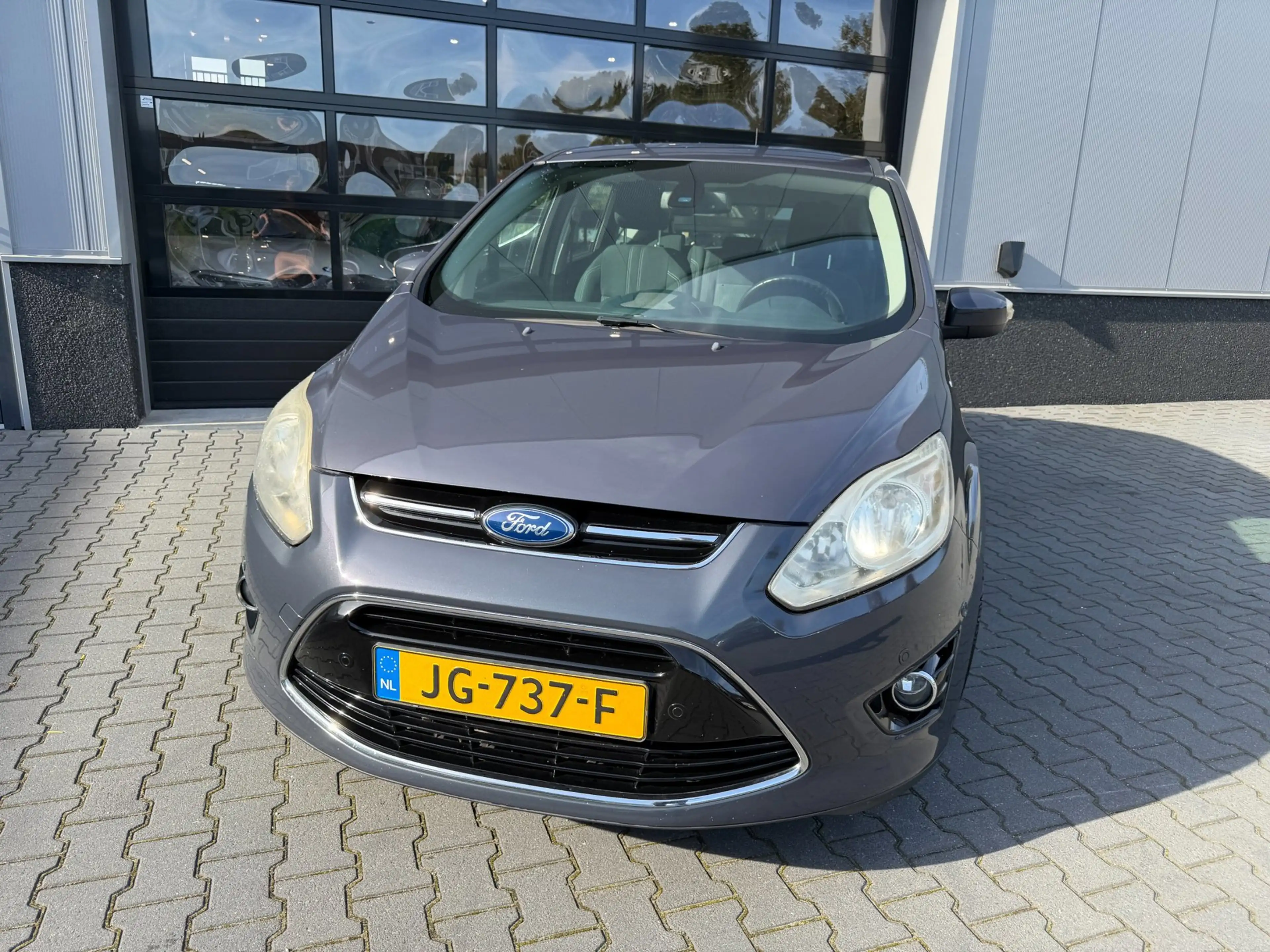 Ford C-Max 1.6 EcoBoost Titanium trekhaak 4 seizoenen banden — photo 3