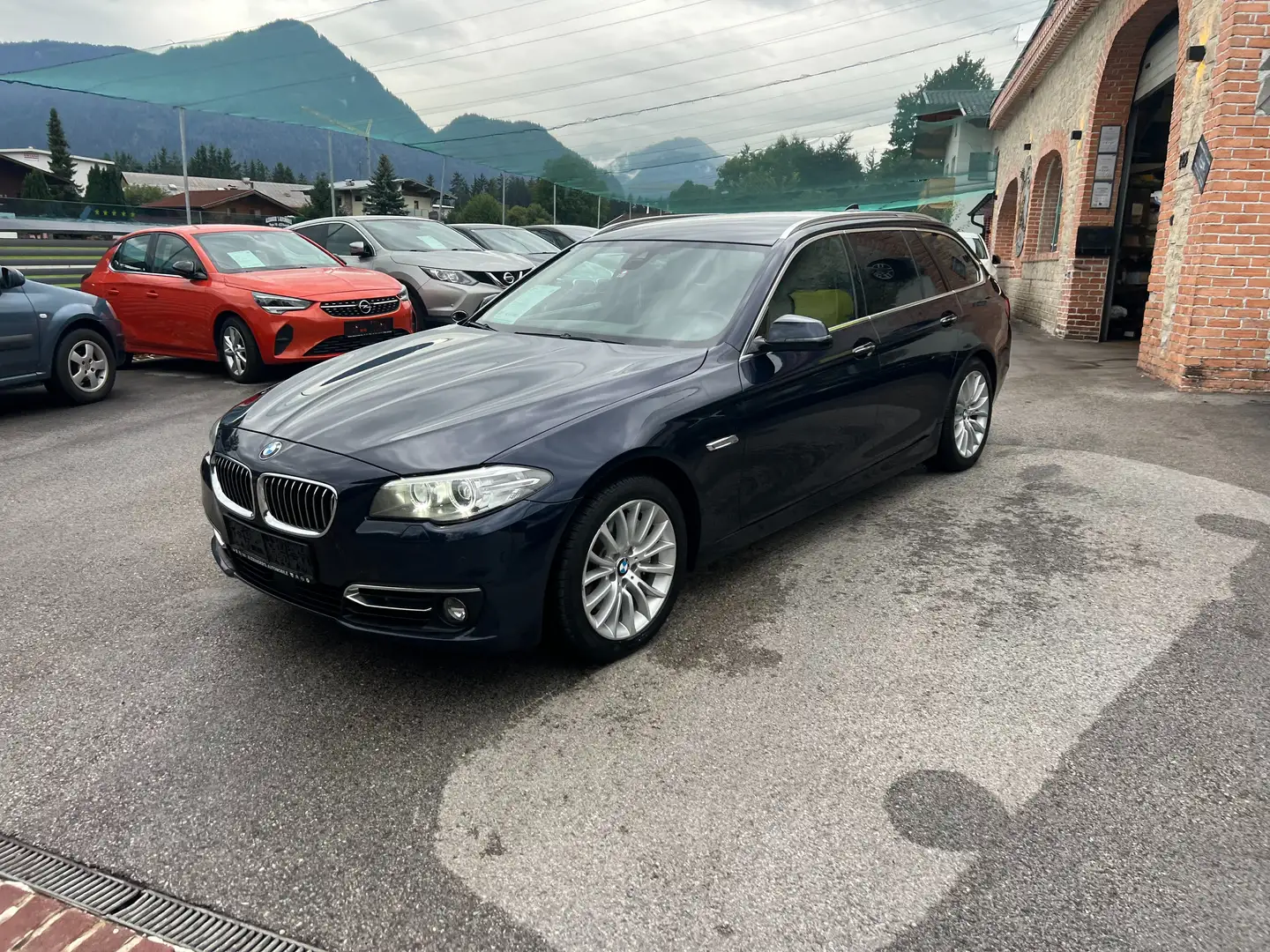 BMW 535 535d xDrive Blau - 2