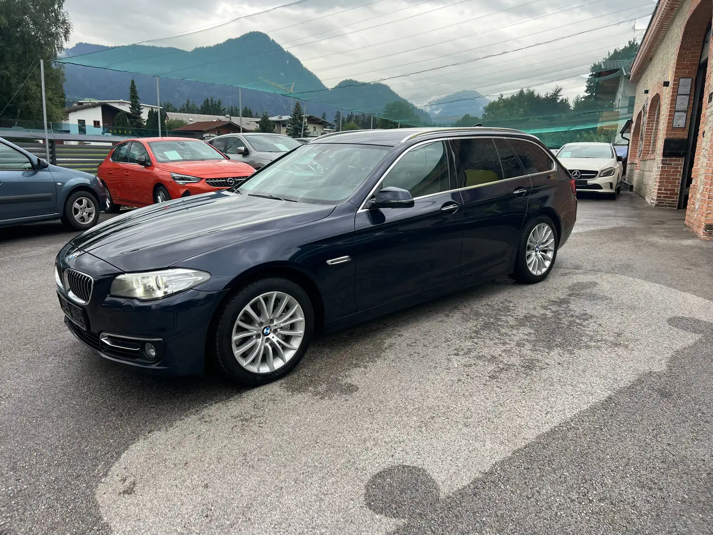 BMW 535 535d xDrive Blau - 1