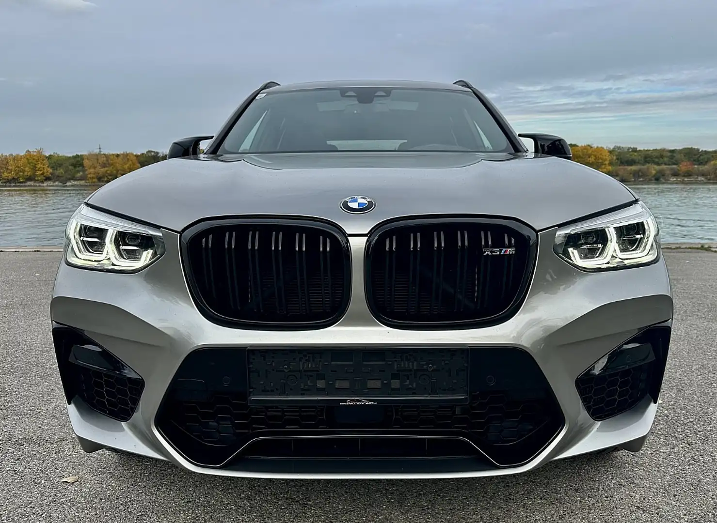 BMW X3 M Grau - 2