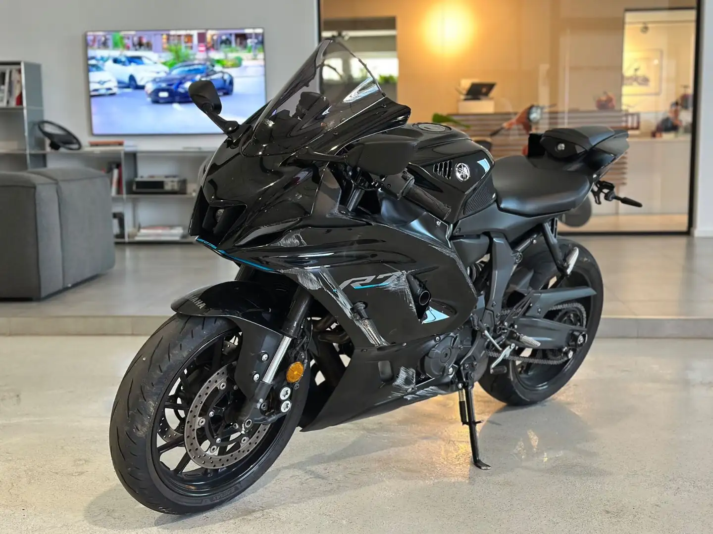 Yamaha YZF-R7 Schwarz - 1