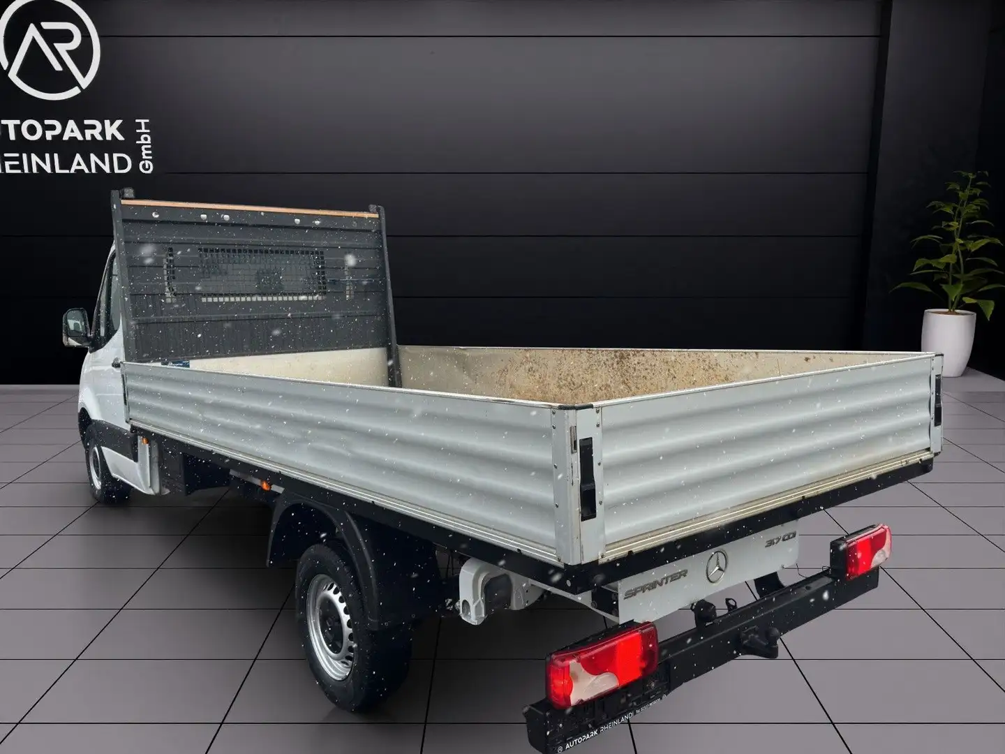 Mercedes-Benz Sprinter 317 CDI*MAXI-PRITSCHE 4,35 M*AHK-3500KG Blanc - 1