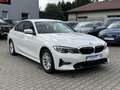 BMW 318 d Sport Line Automatik Keyless-Go / Apple Carplay Weiß - thumbnail 3