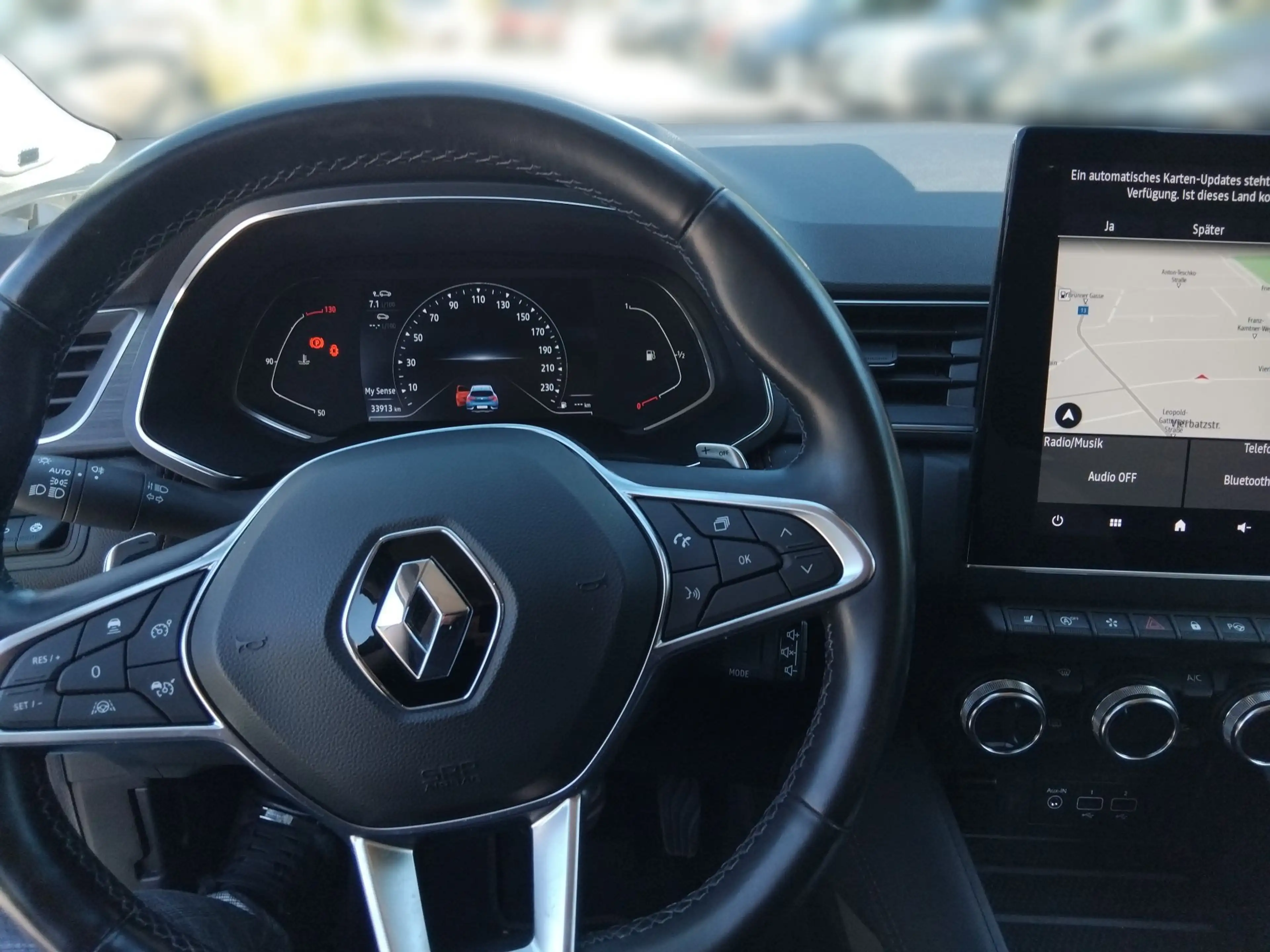 Renault Captur CAPTUR Initiale Paris TCe 140 EDC — photo 14