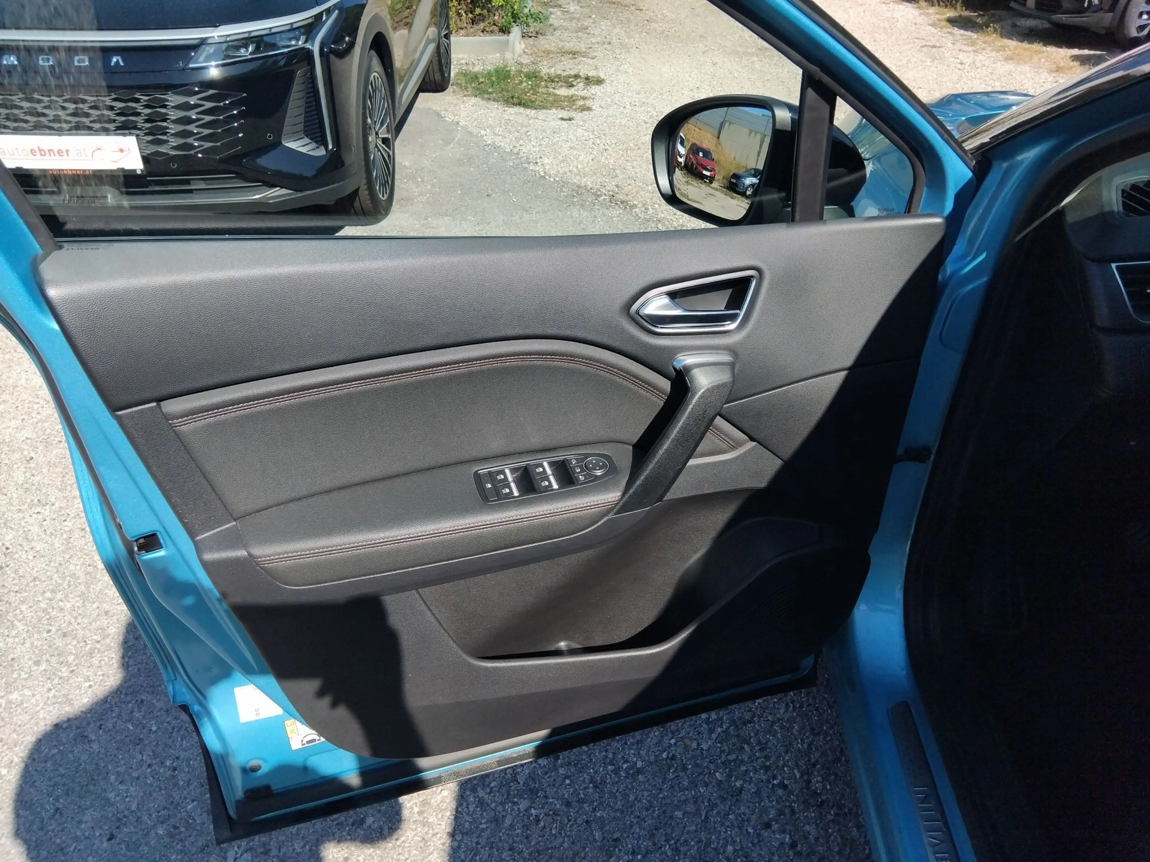 Renault Captur CAPTUR Initiale Paris TCe 140 EDC — photo 13