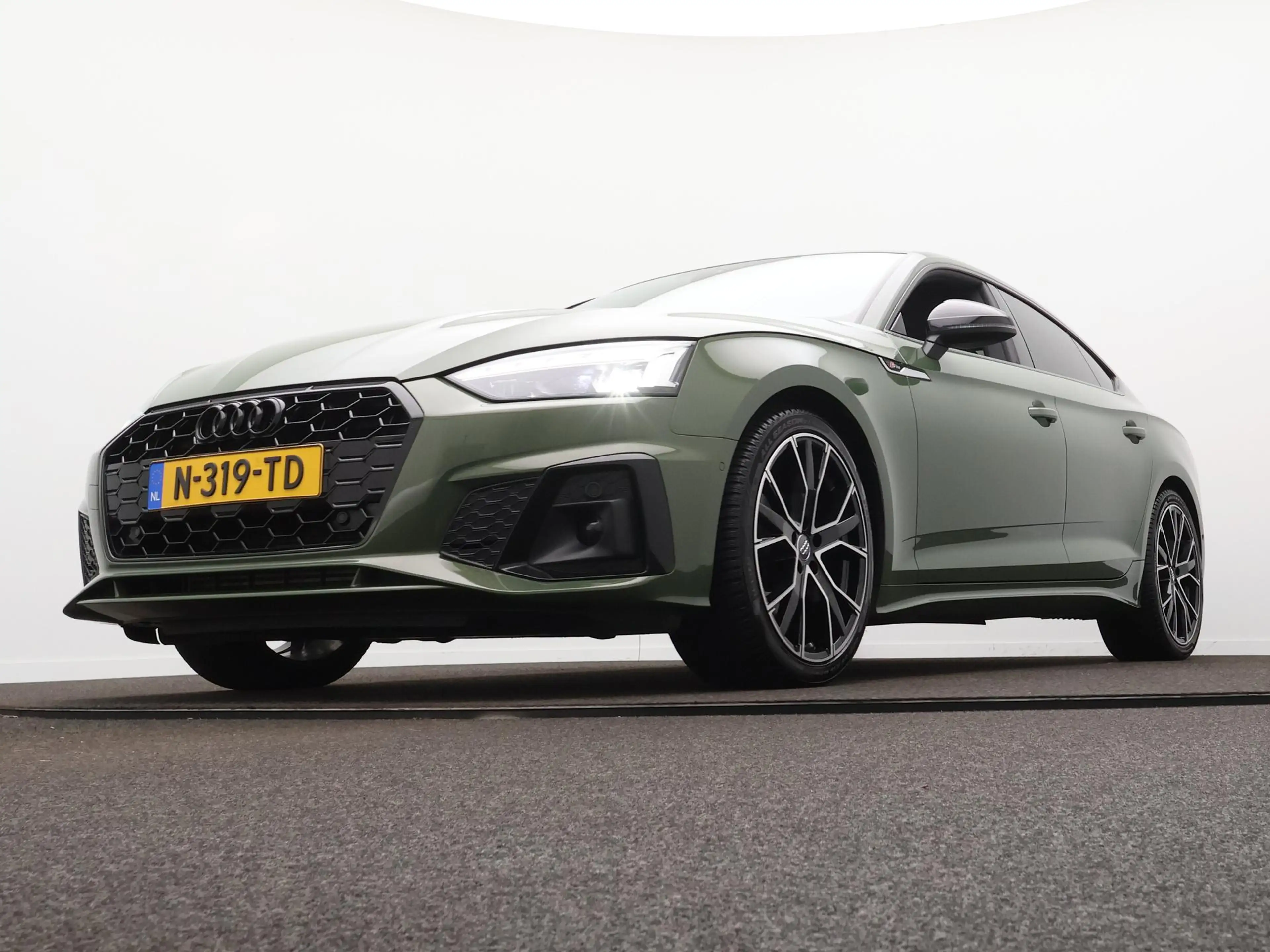 Audi A5 Sportback 35 TFSI S edition Competition Matrix LED — photo 10