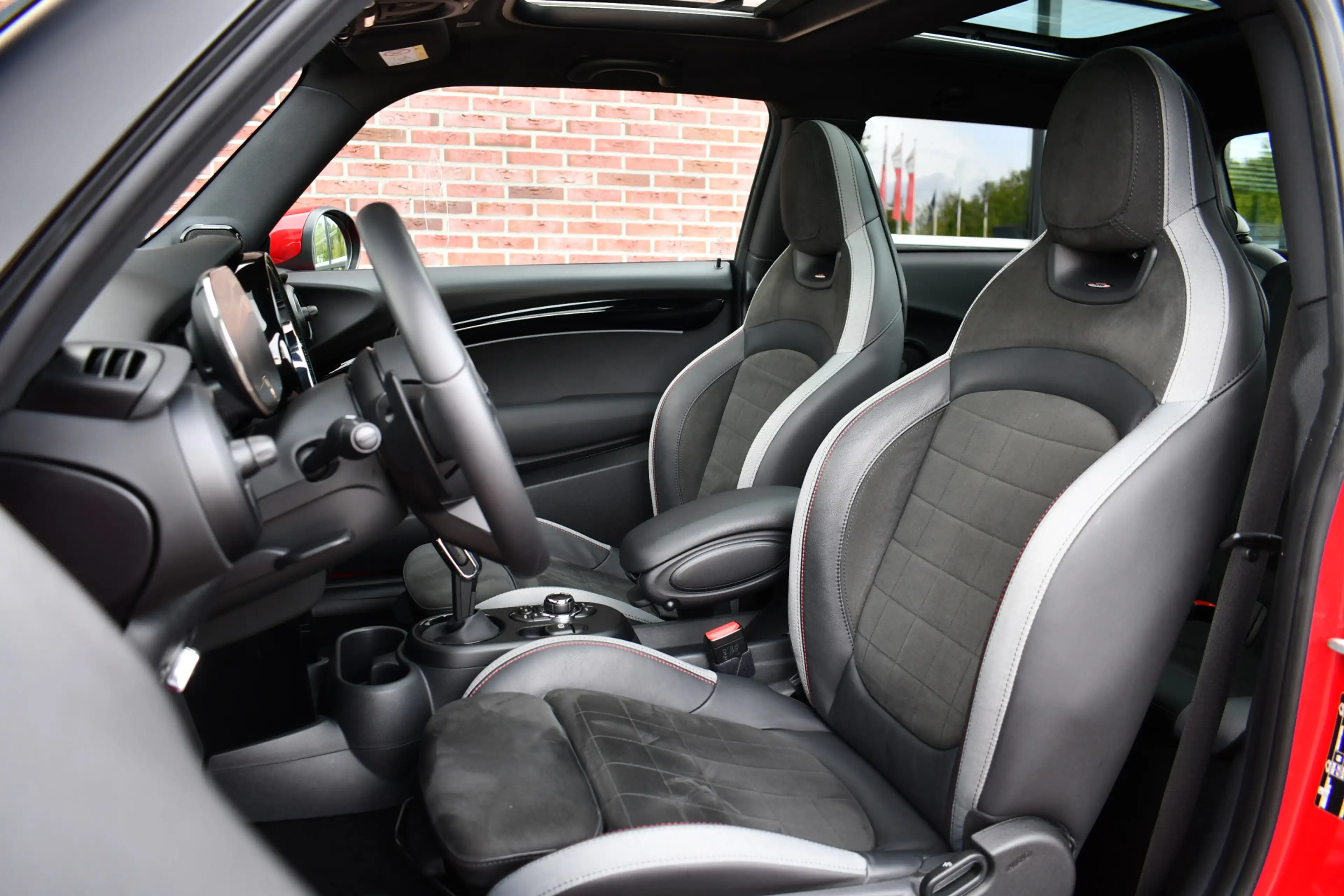 MINI John Cooper Works Mini 2.0 Pano ACC H/K JCW-stoelen — photo 4