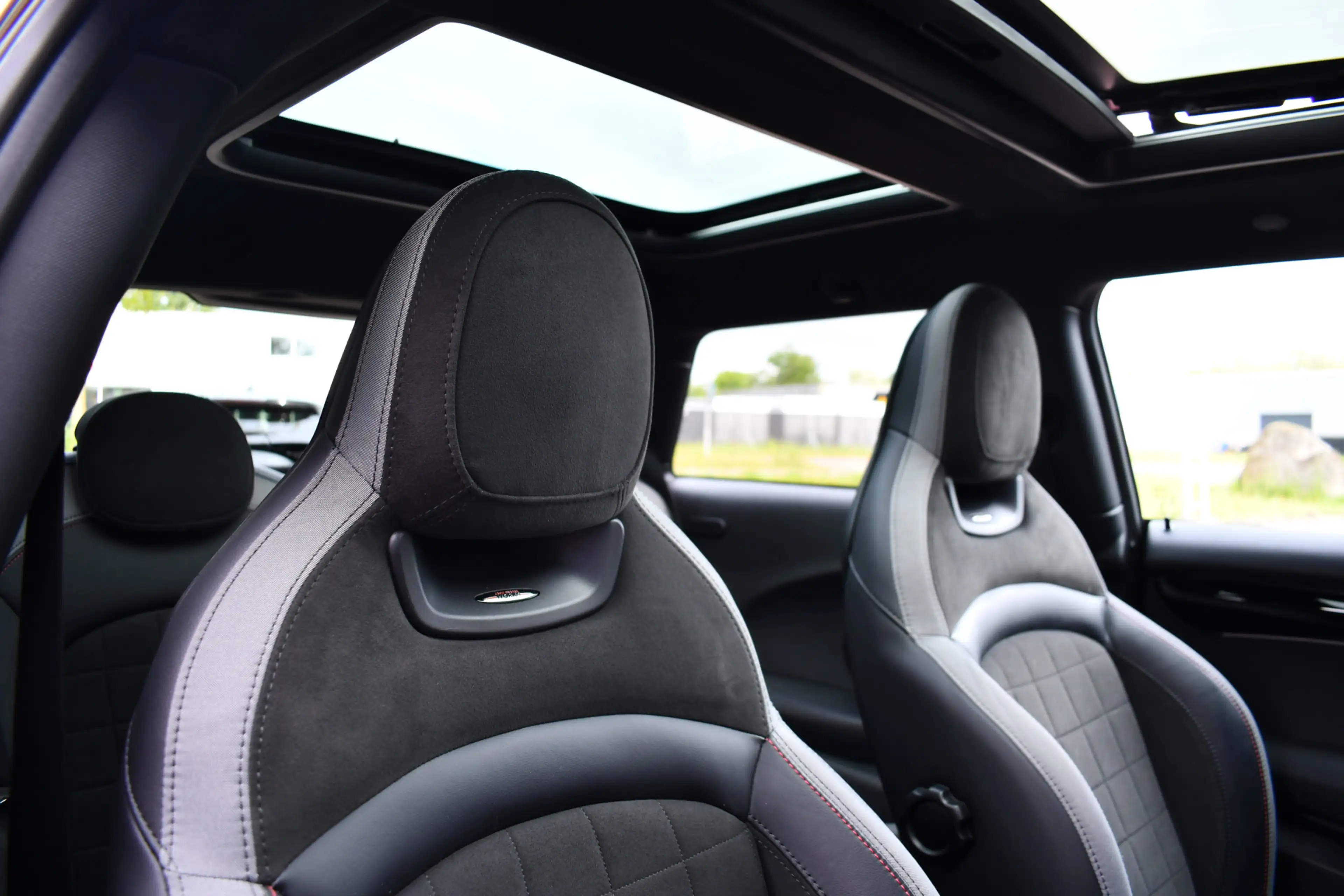 MINI John Cooper Works Mini 2.0 Pano ACC H/K JCW-stoelen — photo 10