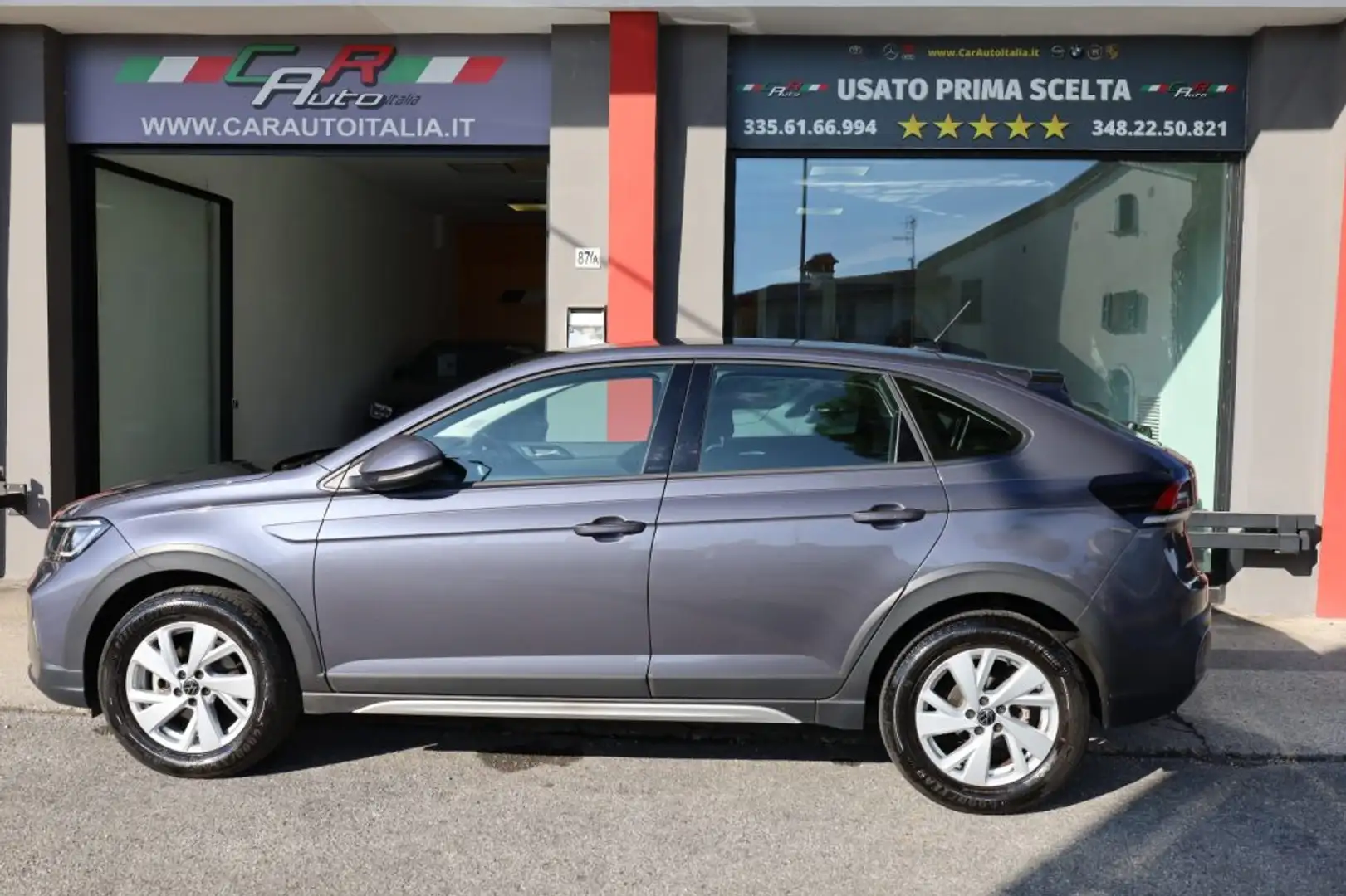Volkswagen Taigo 1.0 TSI 110 CV DSG Automatica per NEOPATENTATI Grijs - 2