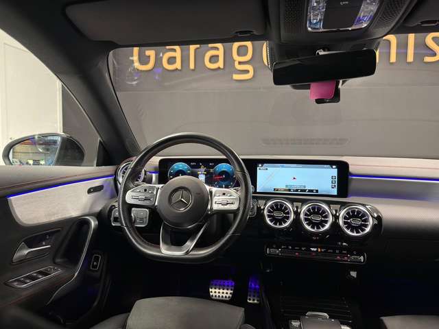 Mercedes-Benz CLA 180 — photo 10
