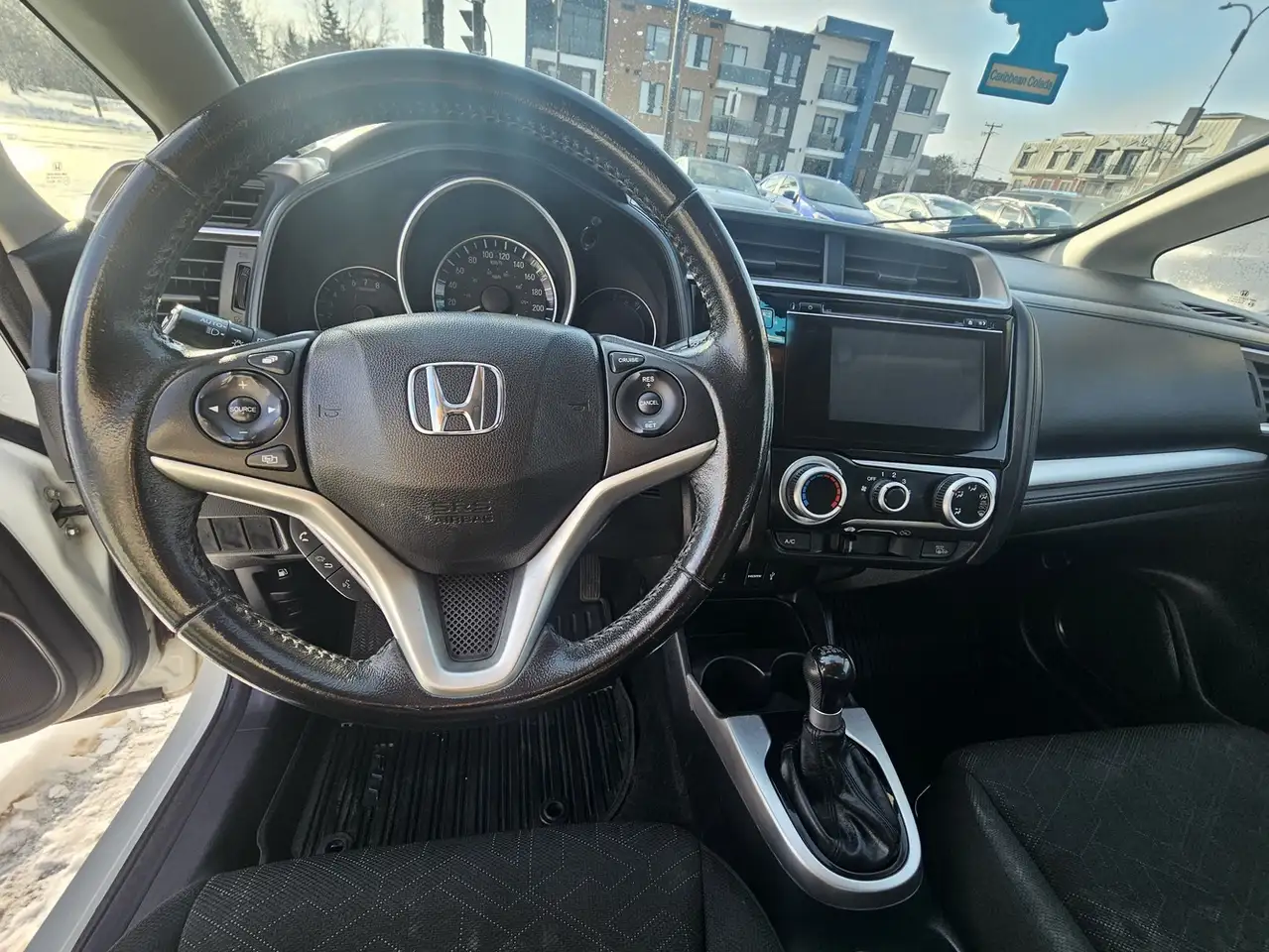 Honda Fit снимка Honda Fit