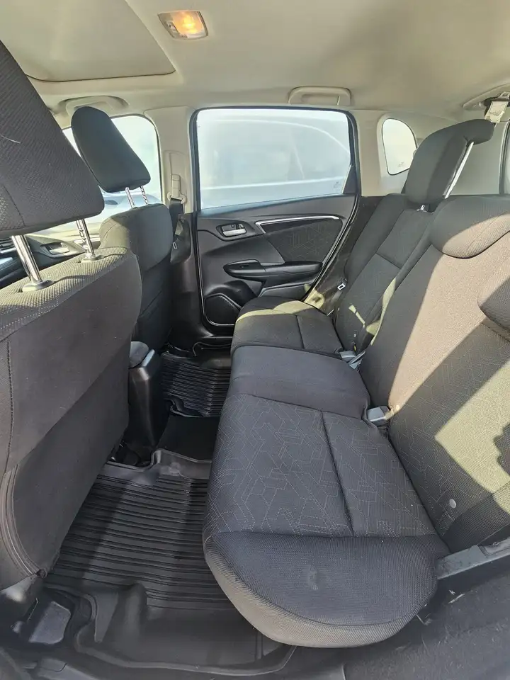 Honda Fit снимка Honda Fit