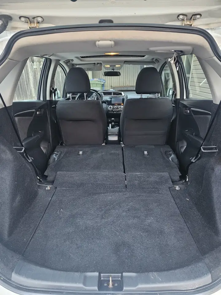 Honda Fit снимка Honda Fit