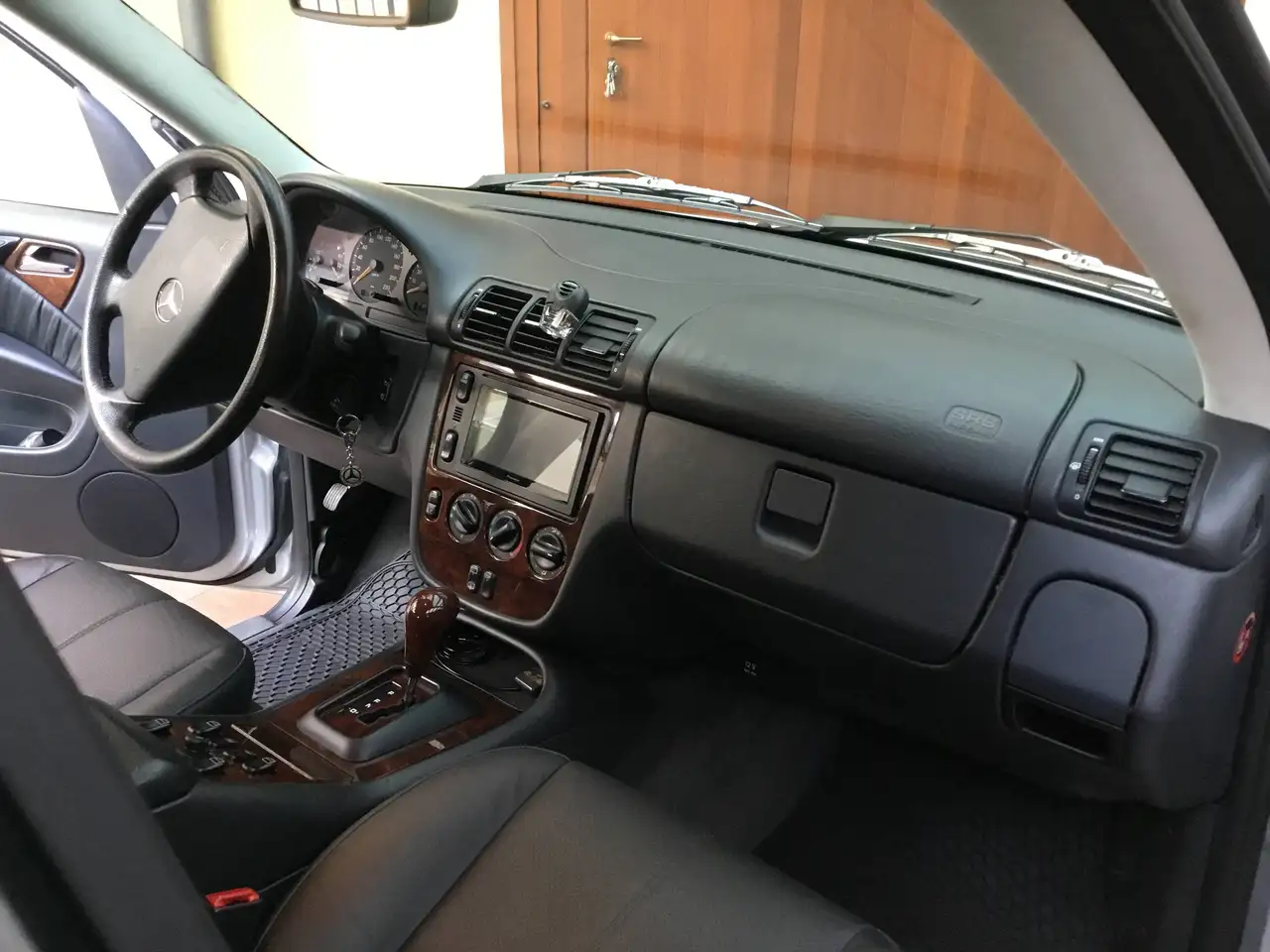 Mercedes-Benz ML 430 auto, foto 12