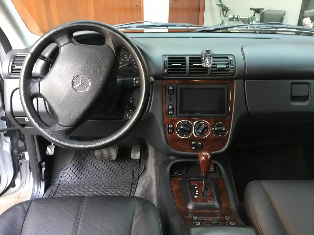 Mercedes-Benz ML 430 auto, foto 9