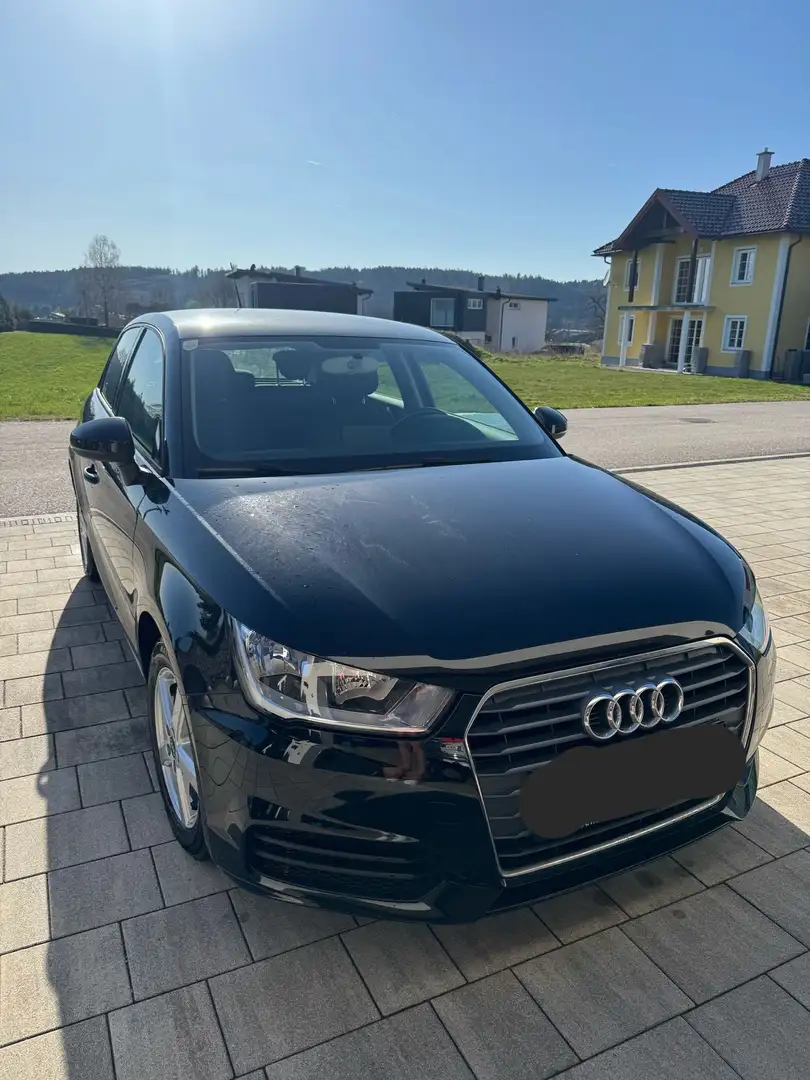 Audi A1 Sportback Schwarz - 1
