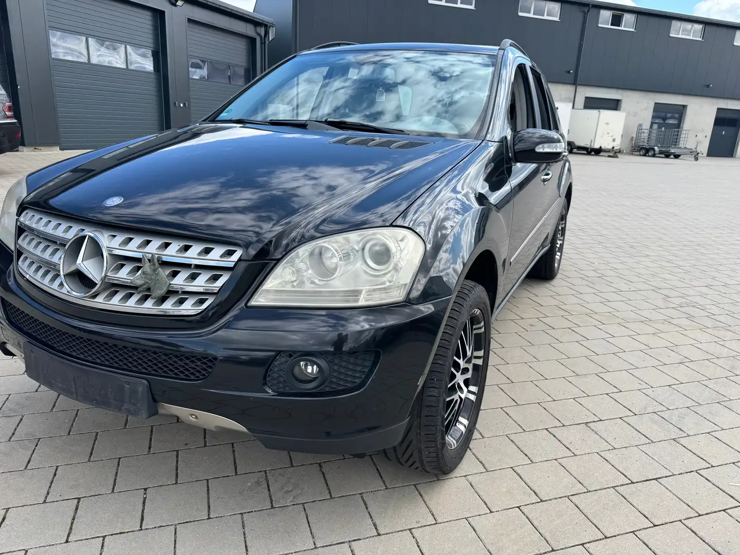 Mercedes-Benz ML 320 CDI 4Matic 7G-TRONIC Black - 1
