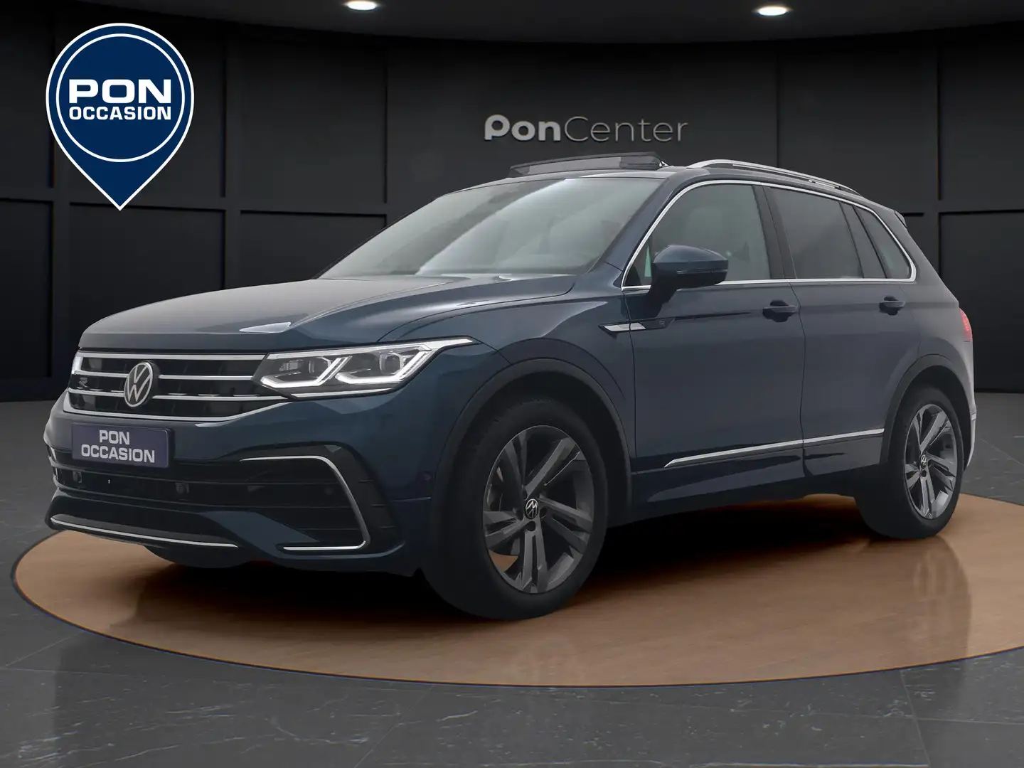 Volkswagen Tiguan 1.5 TSI R-Line Business+ | Pano Dak | Navigatie | Blauw - 1