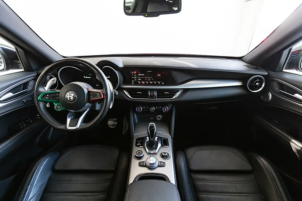 Alfa Romeo Stelvio 2024