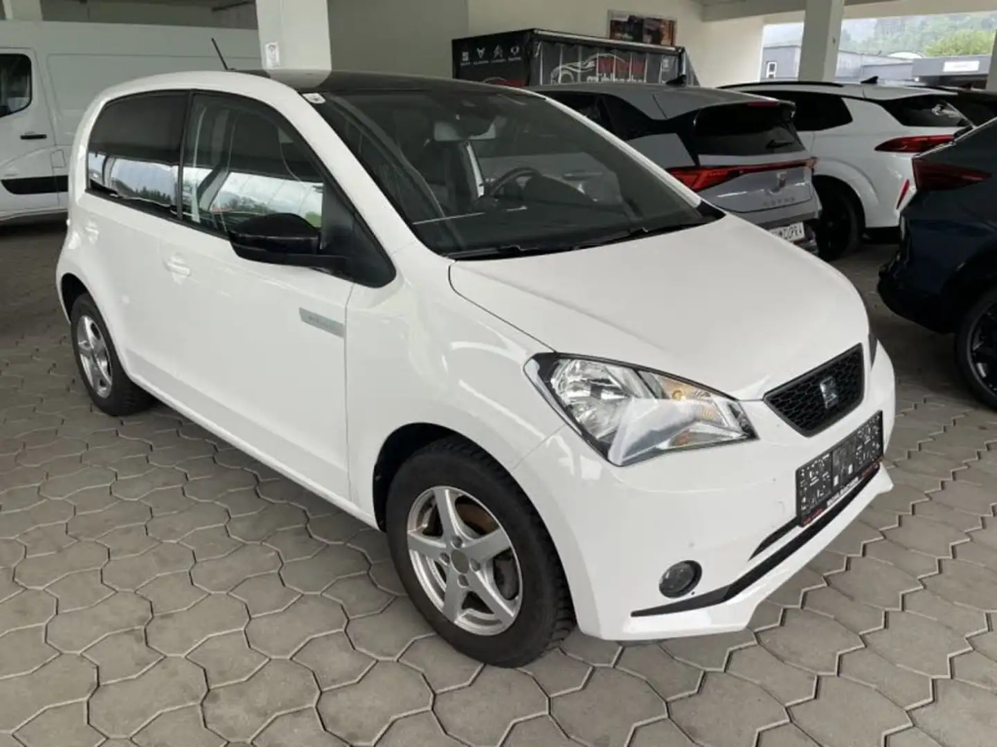 SEAT Mii electric Plus Weiß - 2