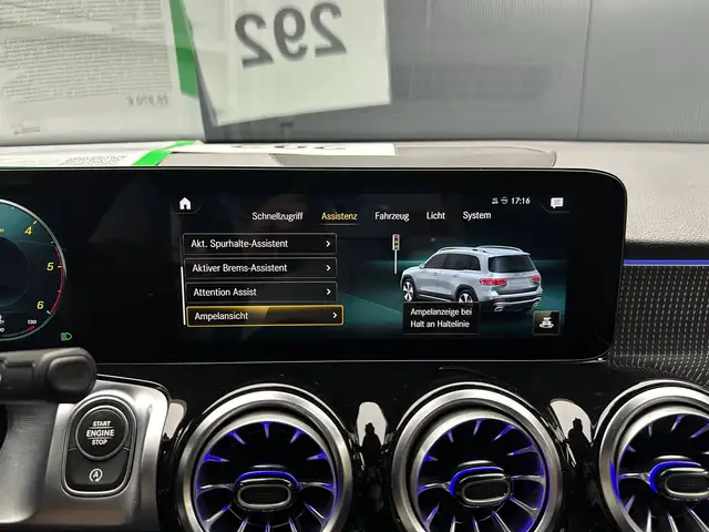 Mercedes-Benz GLB view 27