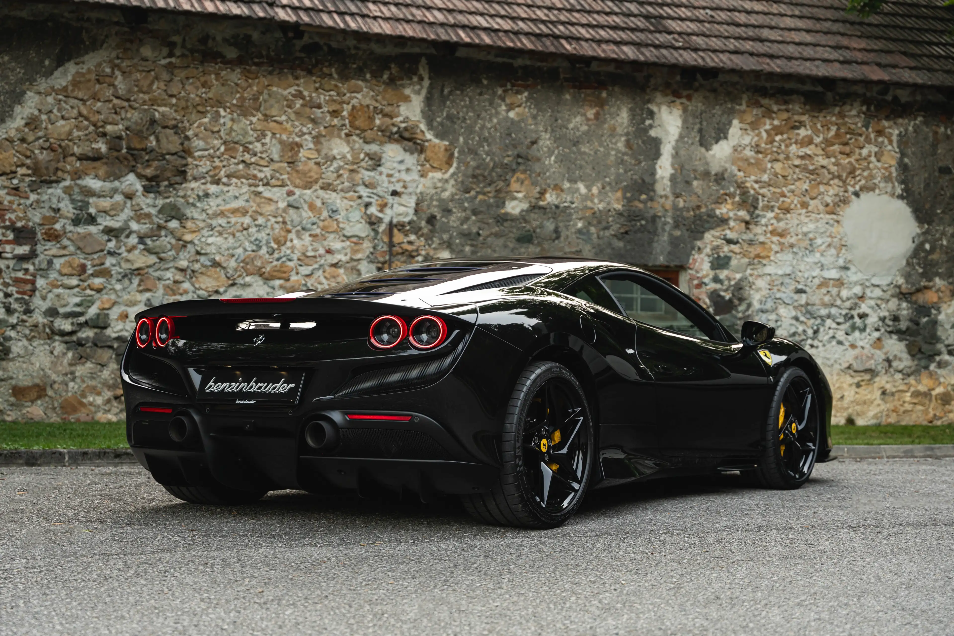 Ferrari F8 Tributo *NERO DAYTONA*RACING SEATS*TRICOLORE*PPF* — photo 10