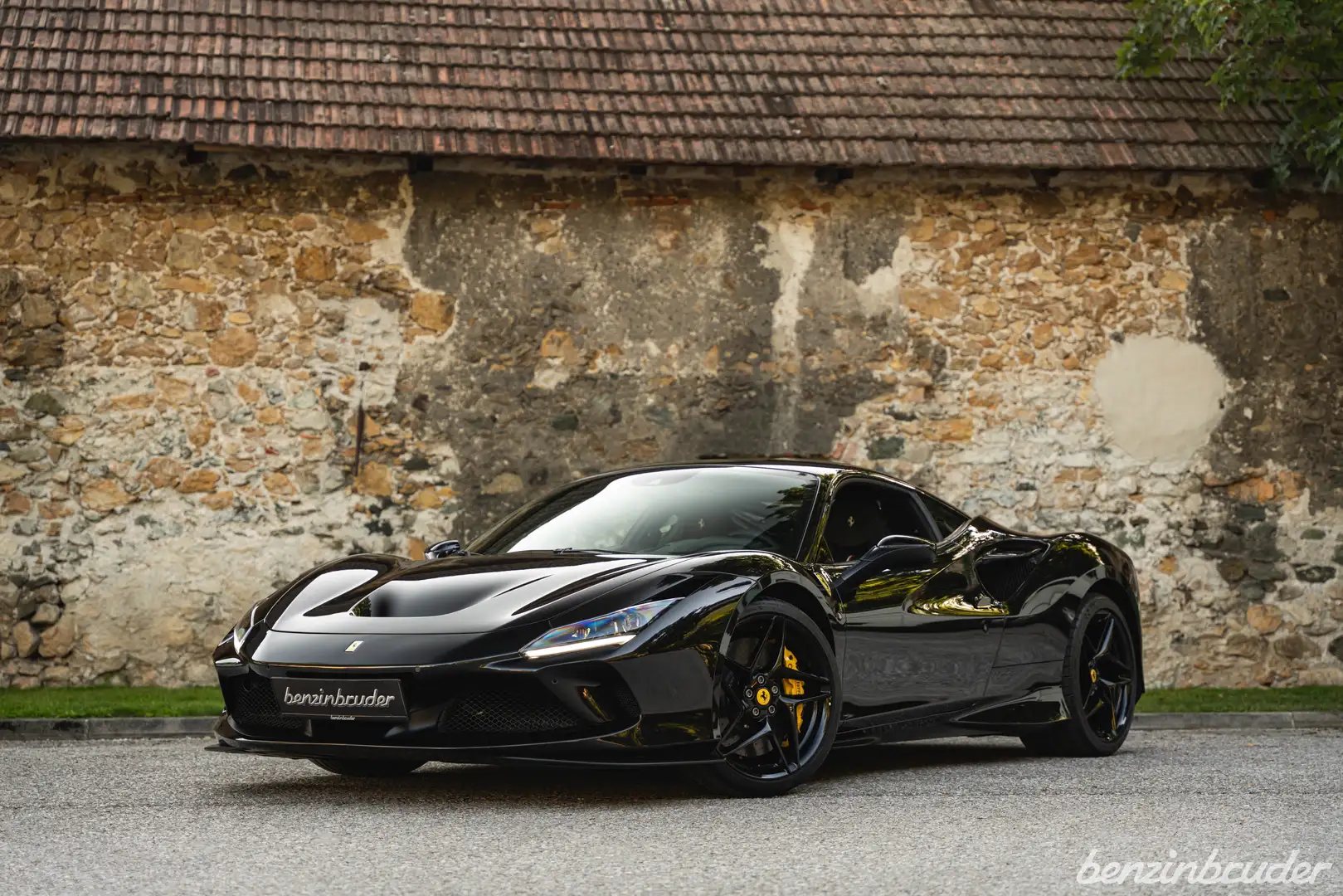 Ferrari F8 Tributo *NERO DAYTONA*RACING SEATS*TRICOLORE*PPF* Schwarz - 1