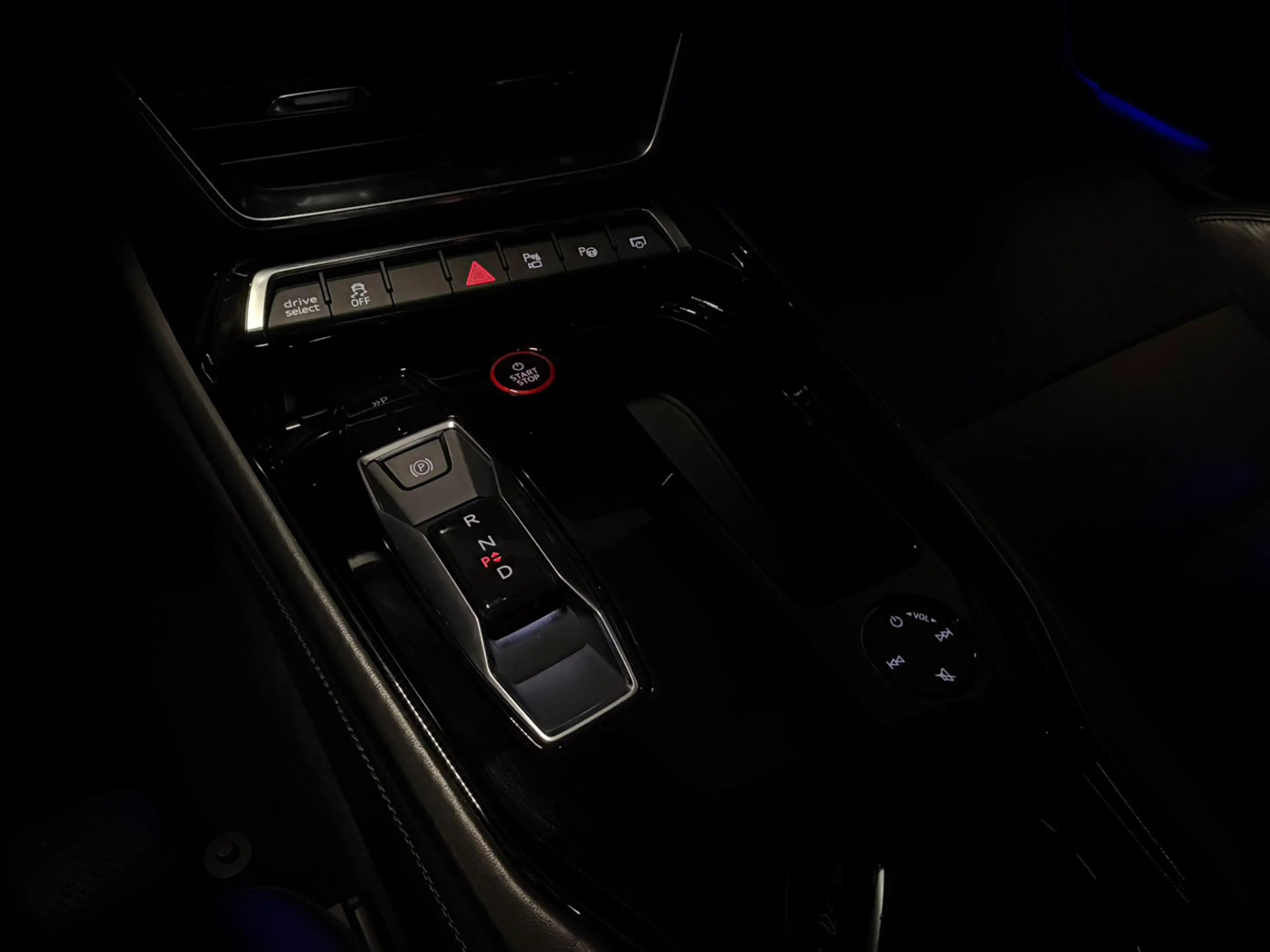 Audi e-tron GT 93 kWh Panodak B&O HUD Massage Luchtvering — photo 14